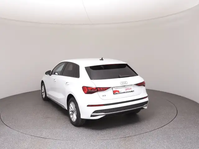 Audi A3 view 5
