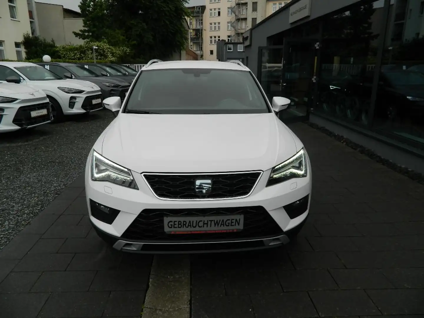 SEAT Ateca XCELLENCE 1.5 TSI DSG AHZV/WSS beheizbar/Navi/Sitz Beyaz - 2