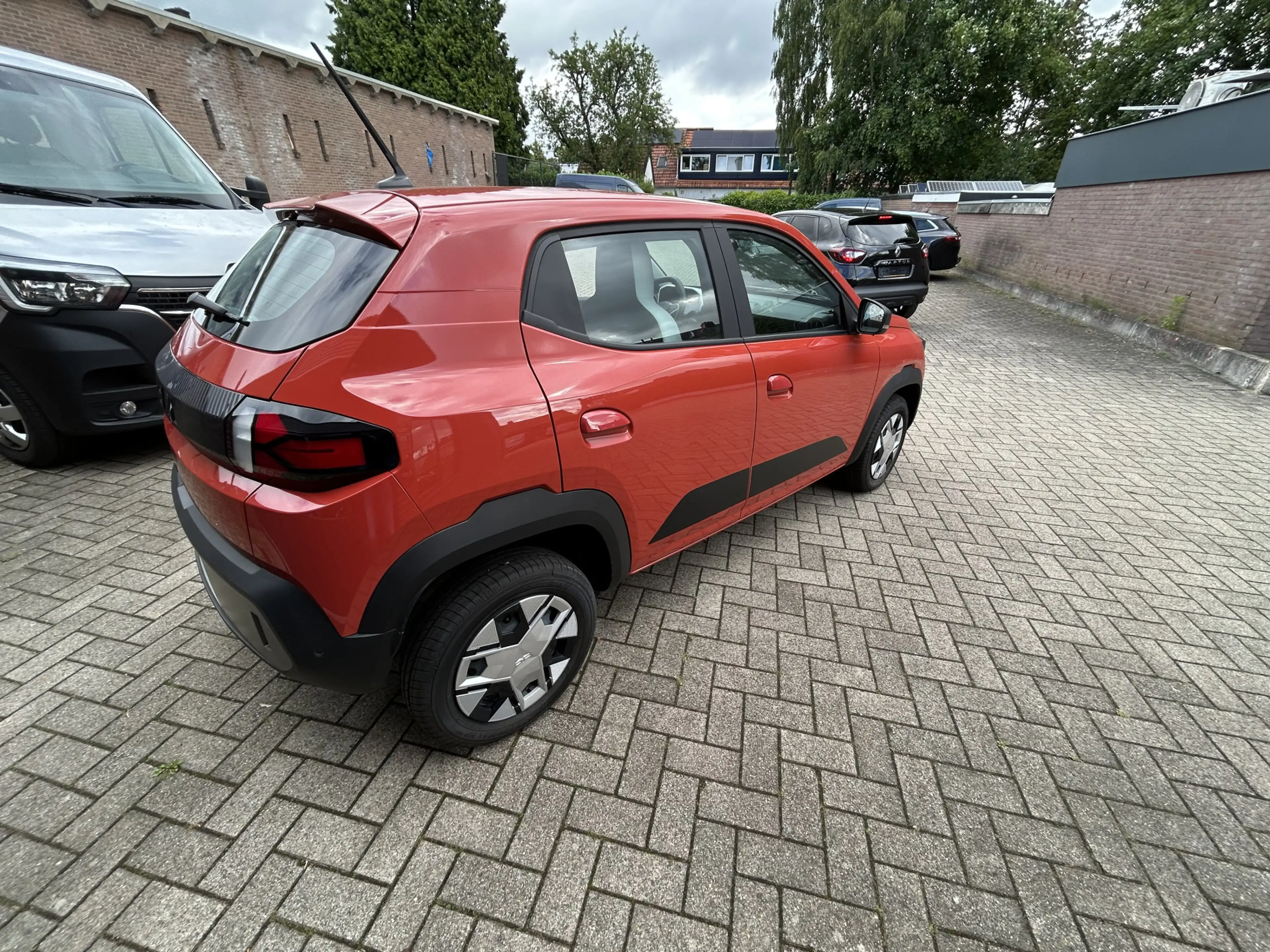Dacia Spring Expression 65 26.8 kWh — photo 3