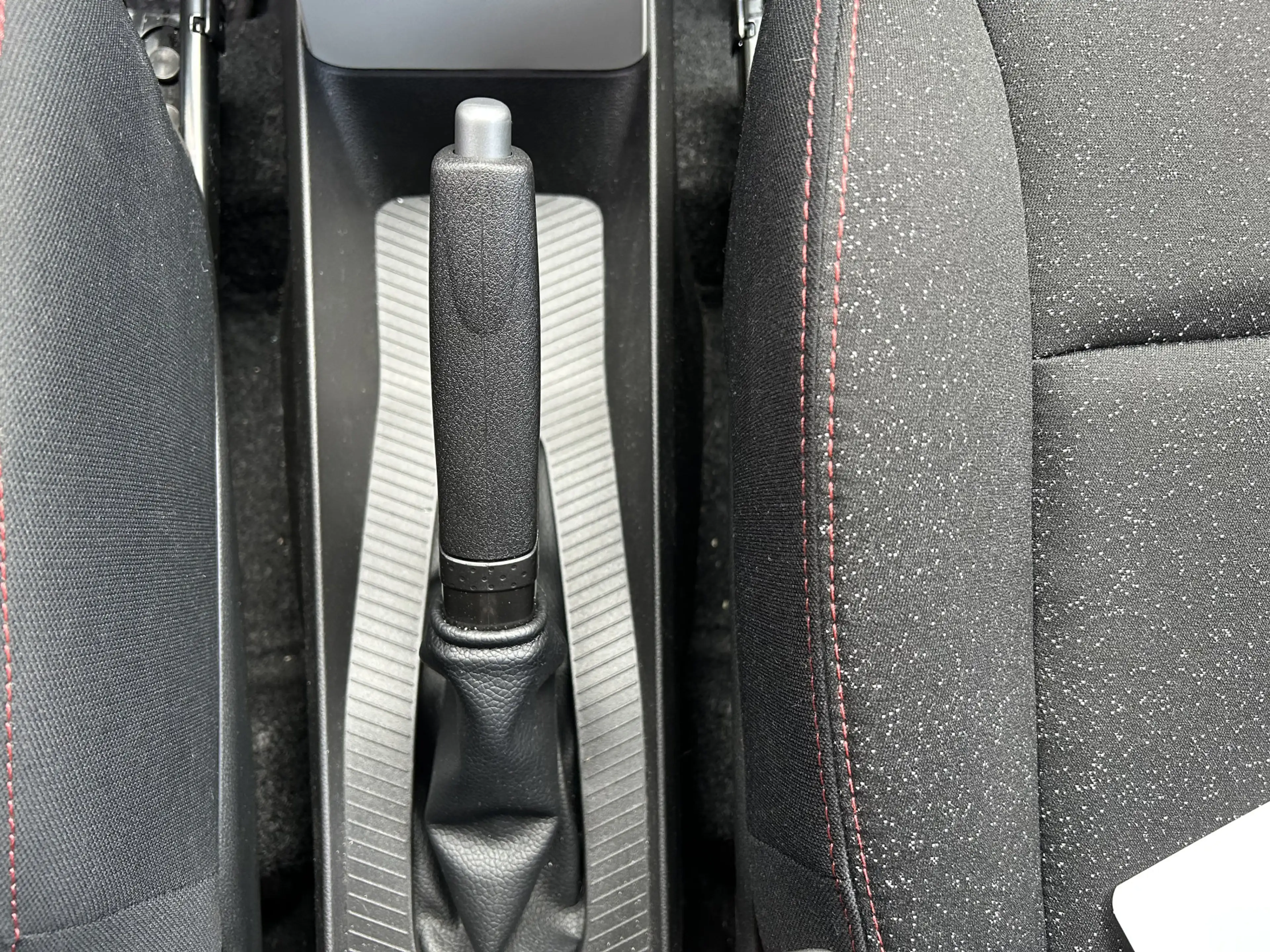 Dacia Spring Expression 65 26.8 kWh — photo 18