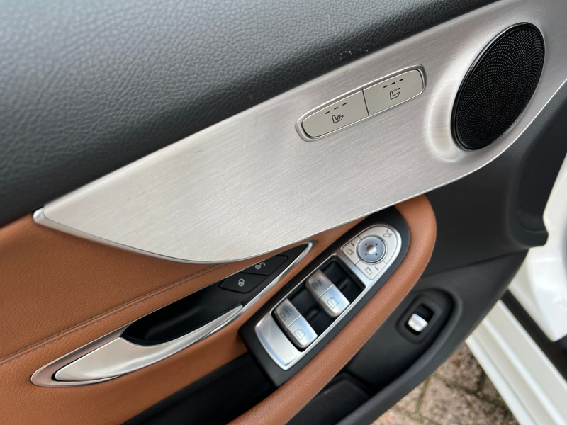 Mercedes-Benz C 250 C 250 Cabriolet, AMG int + ext, Airscarf, 360 cam — photo 13