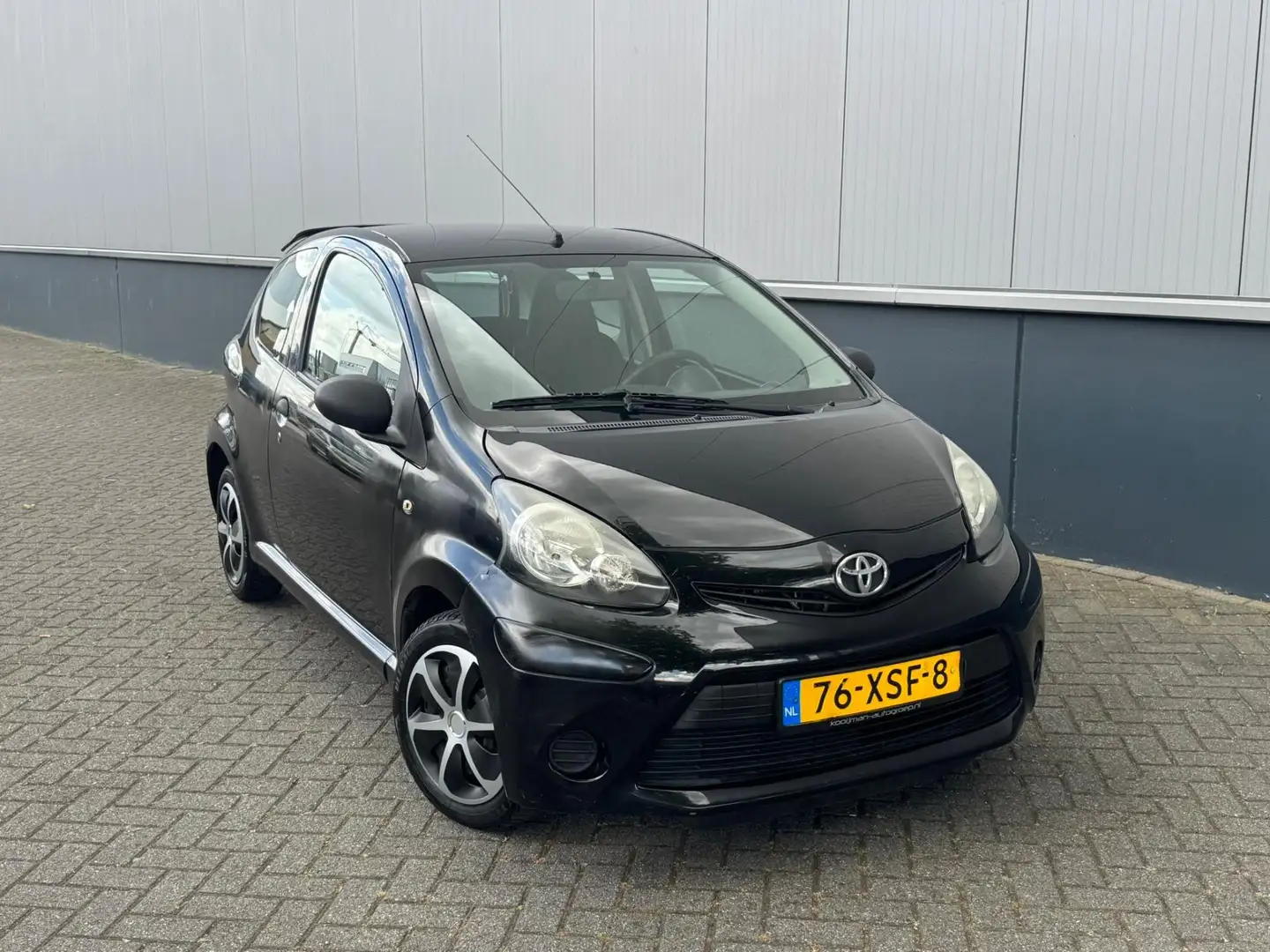 Toyota Aygo 1.0 VVT-i Comfort facelift airco nieuwe apk NAP Чорний - 2
