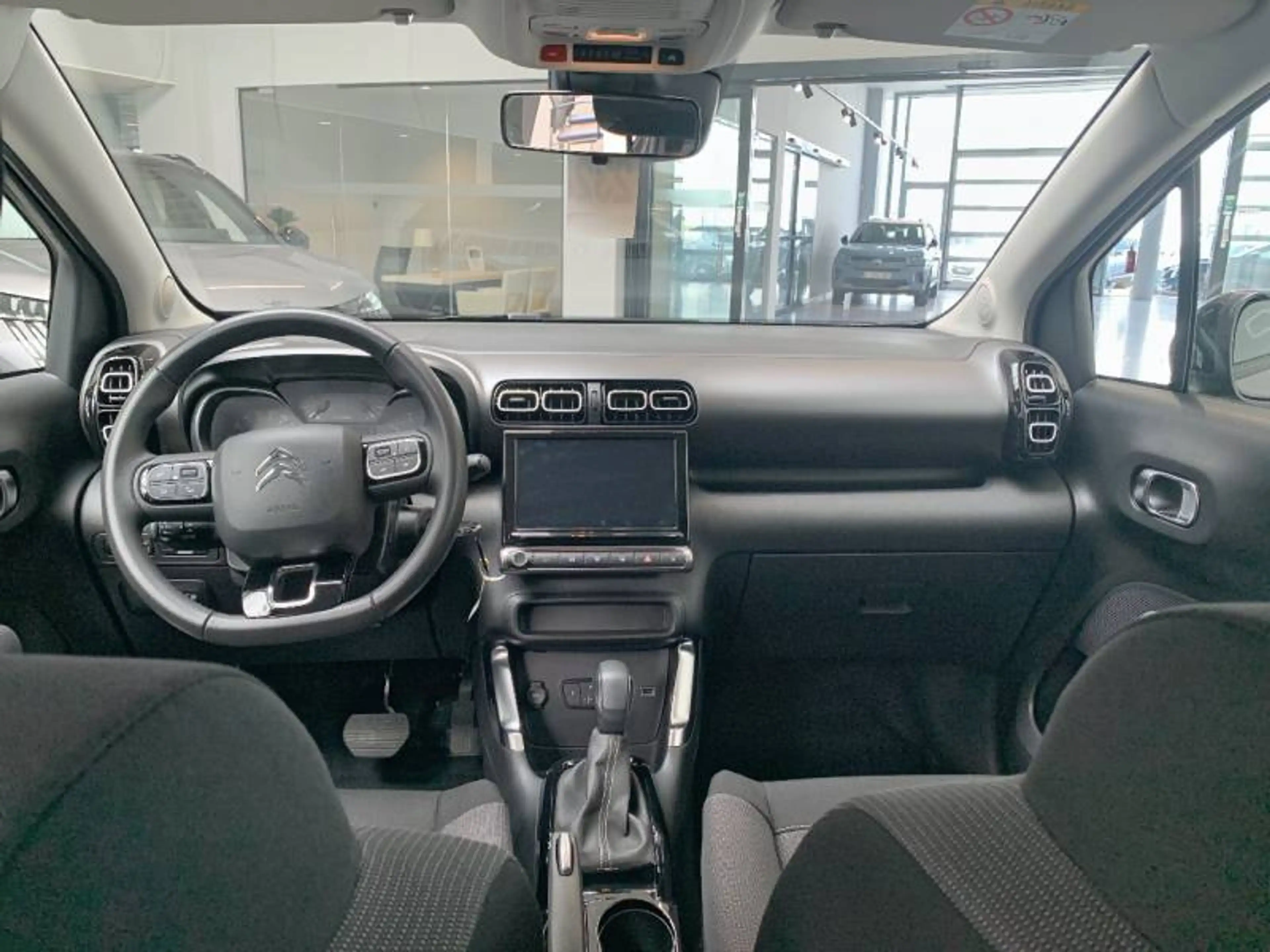 Citroen C3 Aircross 1 1.2 PureTech 130 S&S EAT6 PLUS — photo 8
