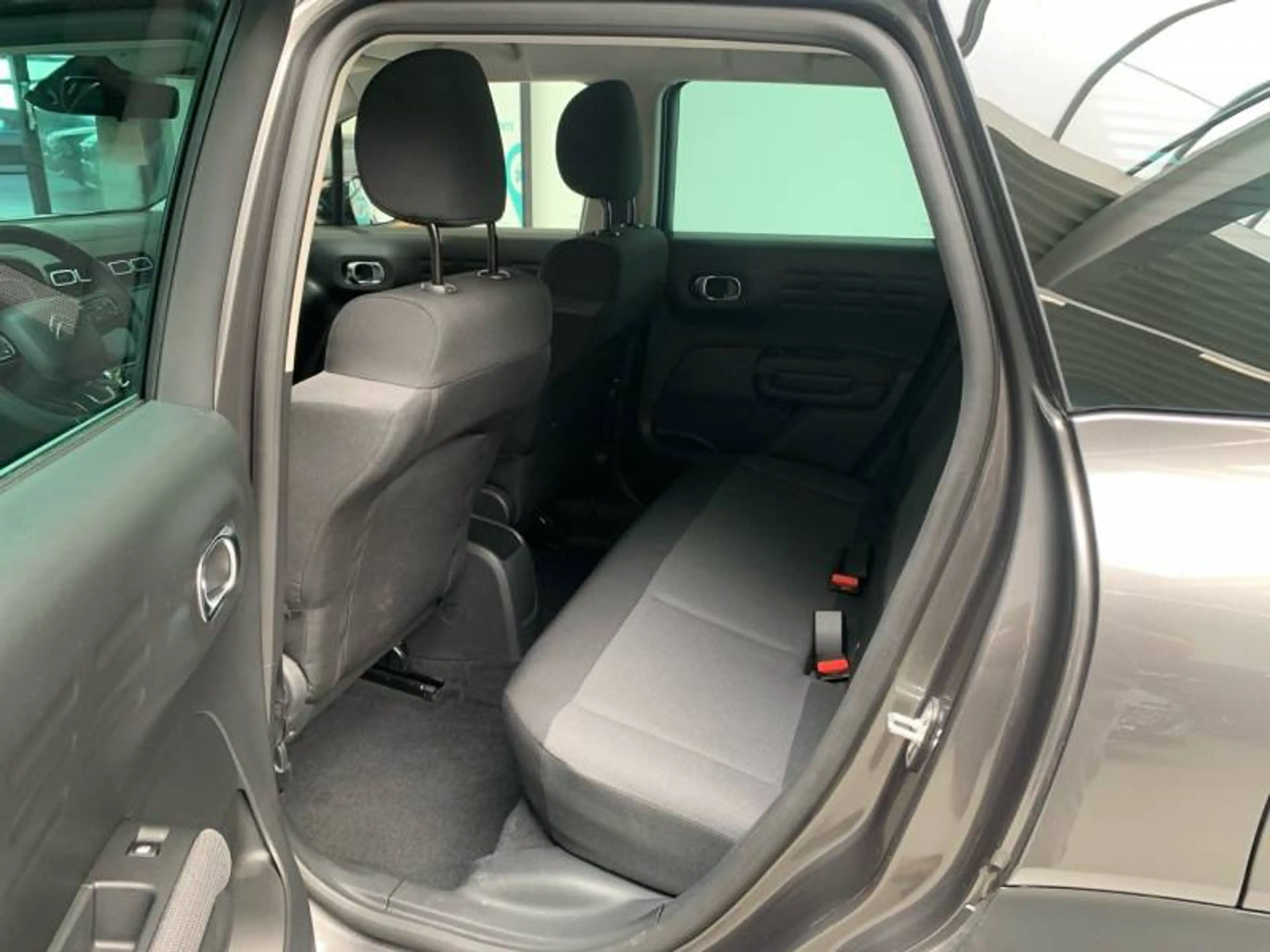 Citroen C3 Aircross 1 1.2 PureTech 130 S&S EAT6 PLUS — photo 10
