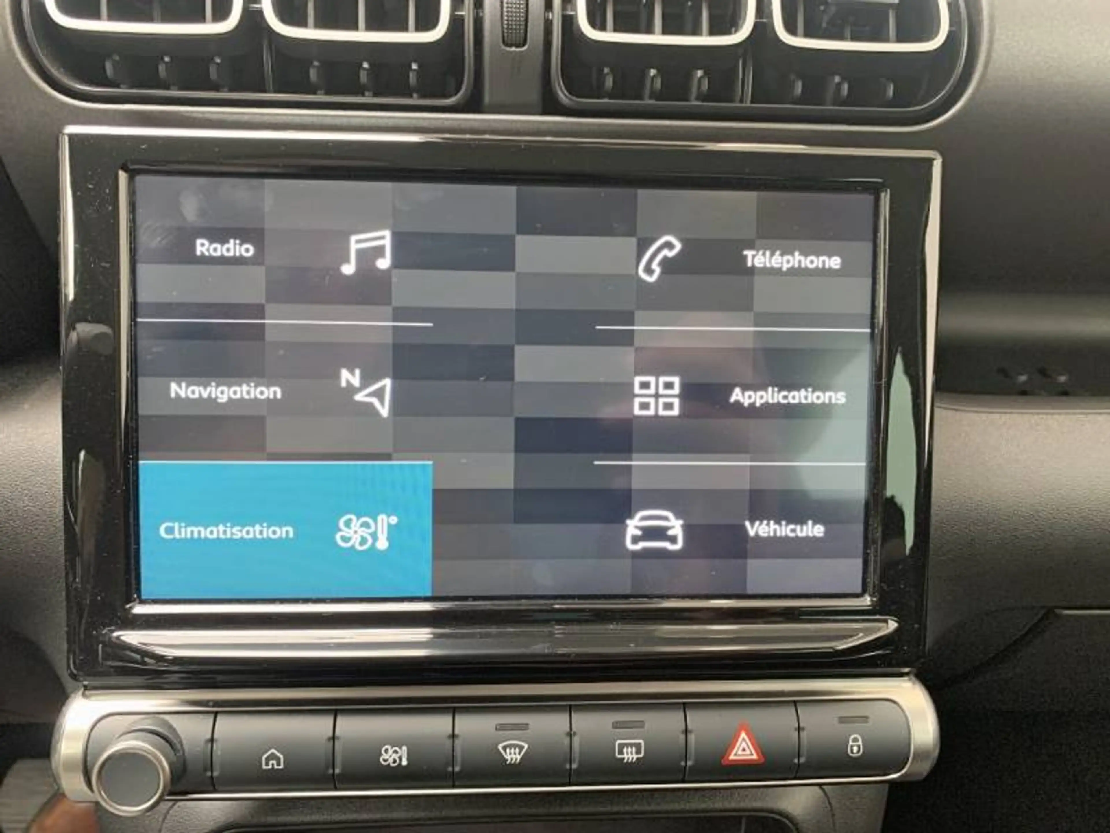 Citroen C3 Aircross 1 1.2 PureTech 130 S&S EAT6 PLUS — photo 14