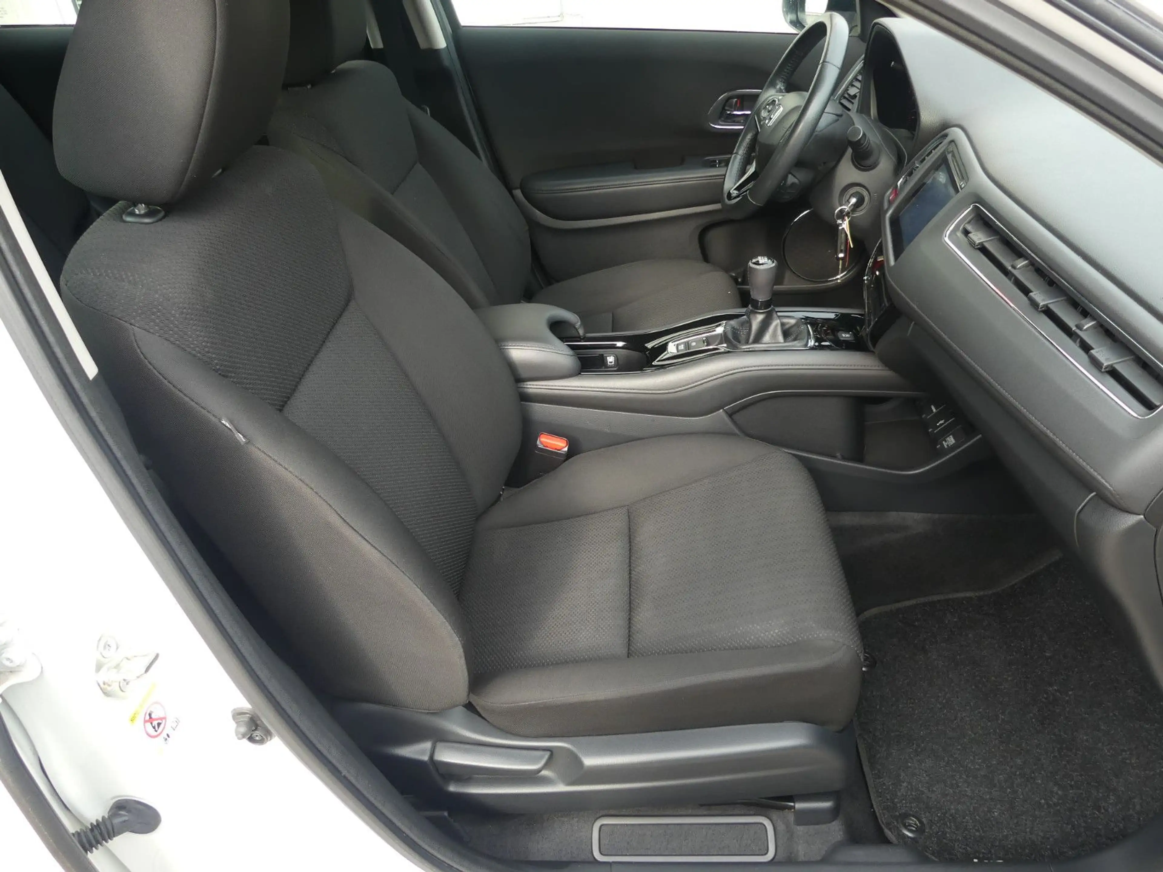 Honda HR-V /Tempomat/Sitzheizung/PDC/1.5 VTEC 96KW — photo 10