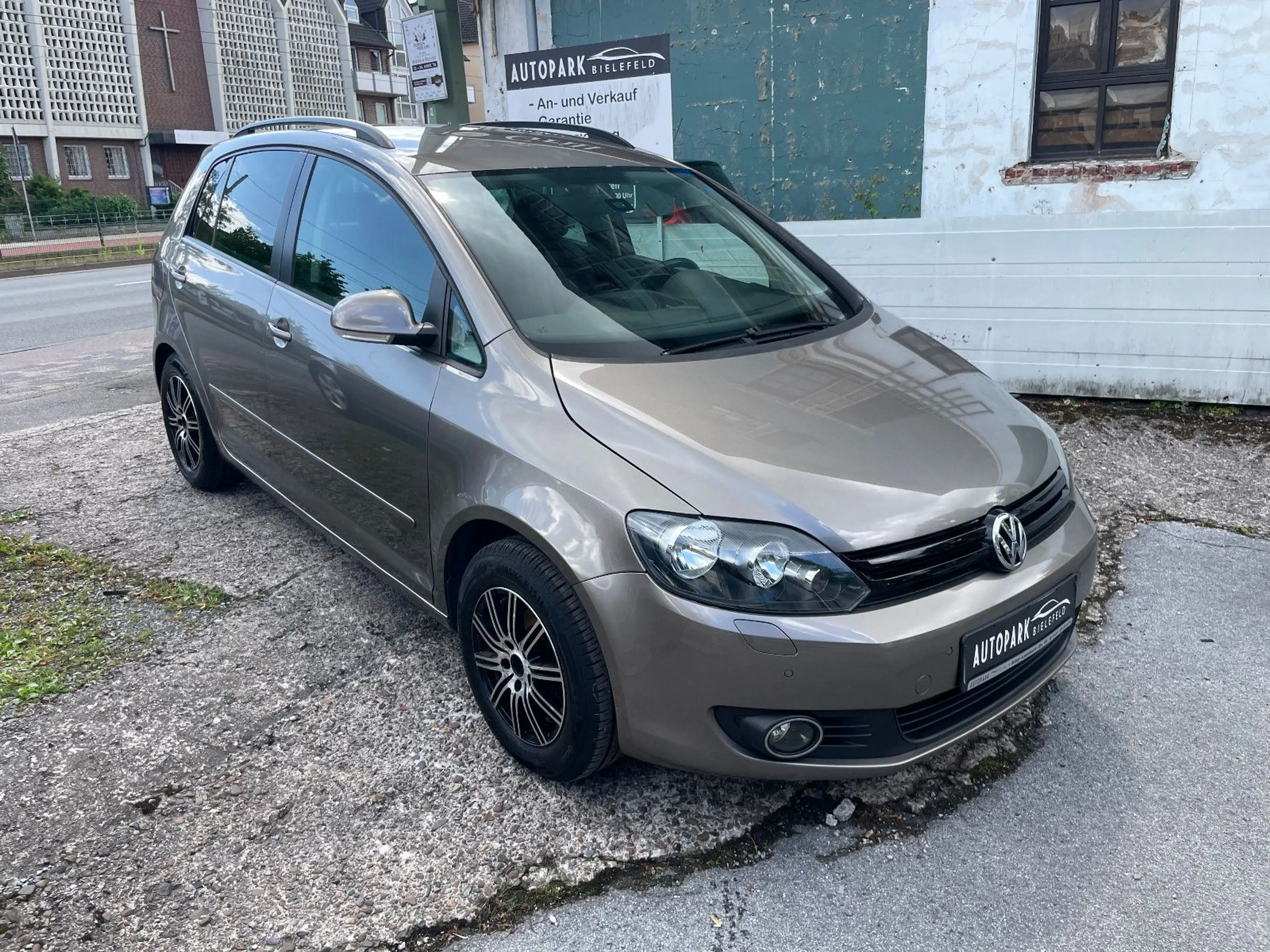 Volkswagen Golf Plus 1.4 TSI Match /Klimaauto. / NAVI / PDC