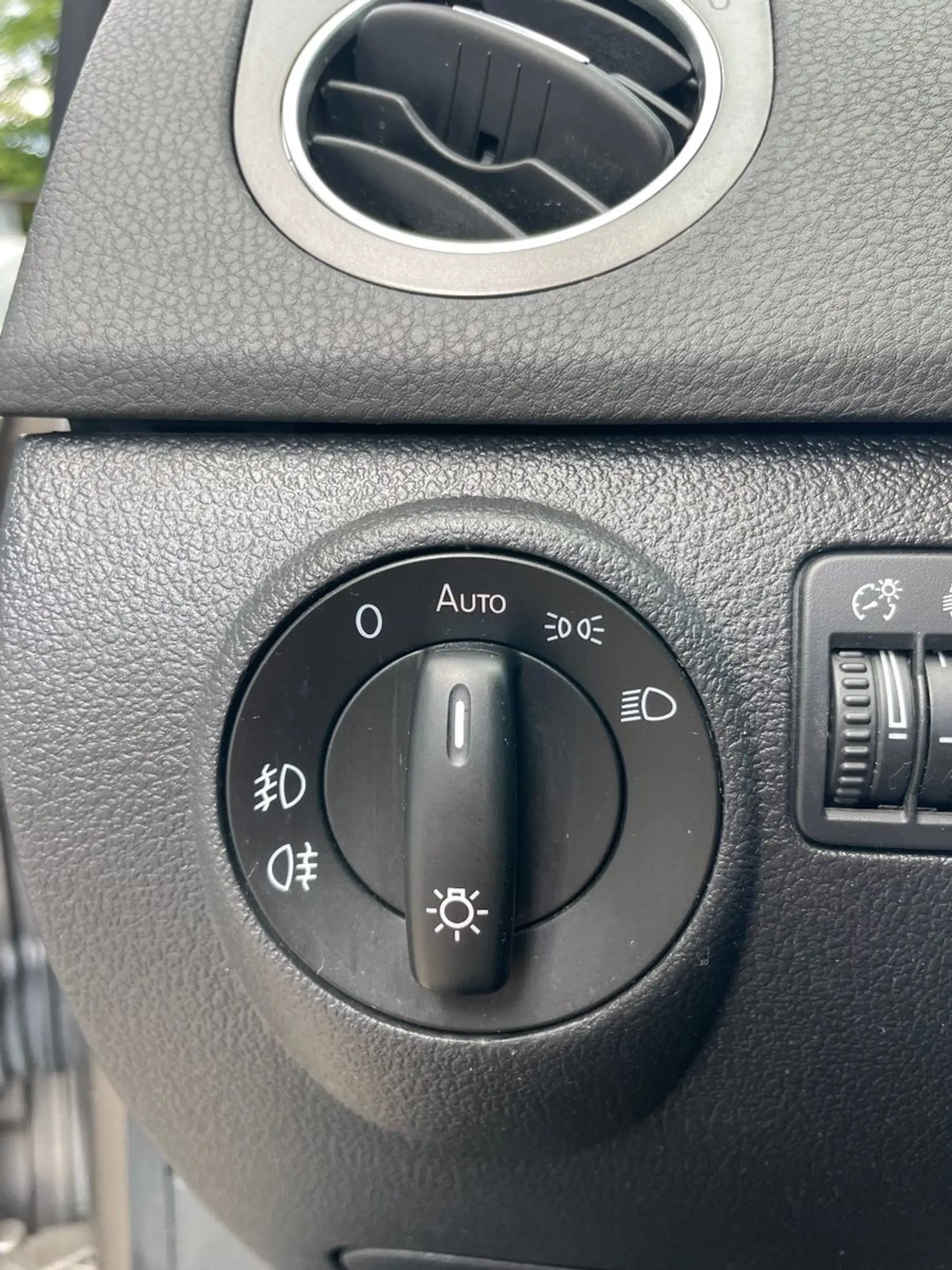 Volkswagen Golf Plus 1.4 TSI Match /Klimaauto. / NAVI / PDC — photo 15