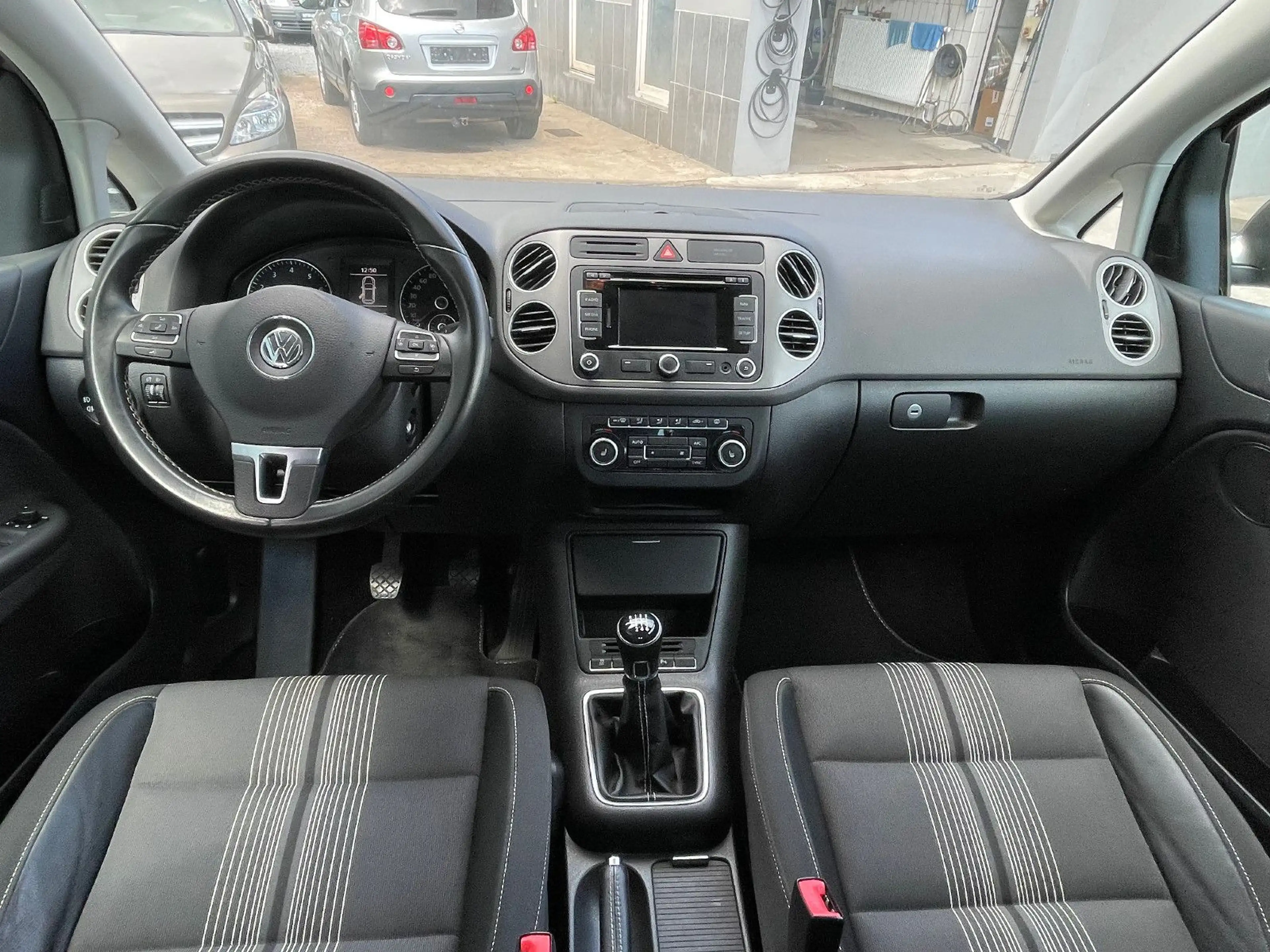 Volkswagen Golf Plus 1.4 TSI Match /Klimaauto. / NAVI / PDC — photo 10
