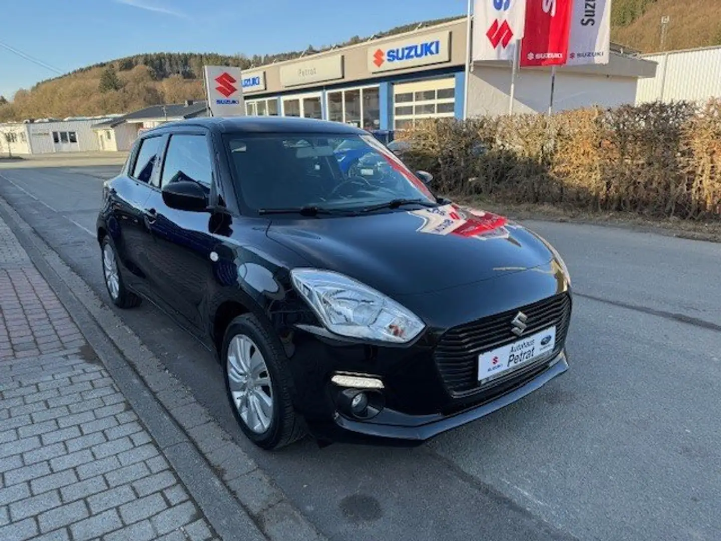 Suzuki Swift 1.2 Dualjet Comfort Nero - 2
