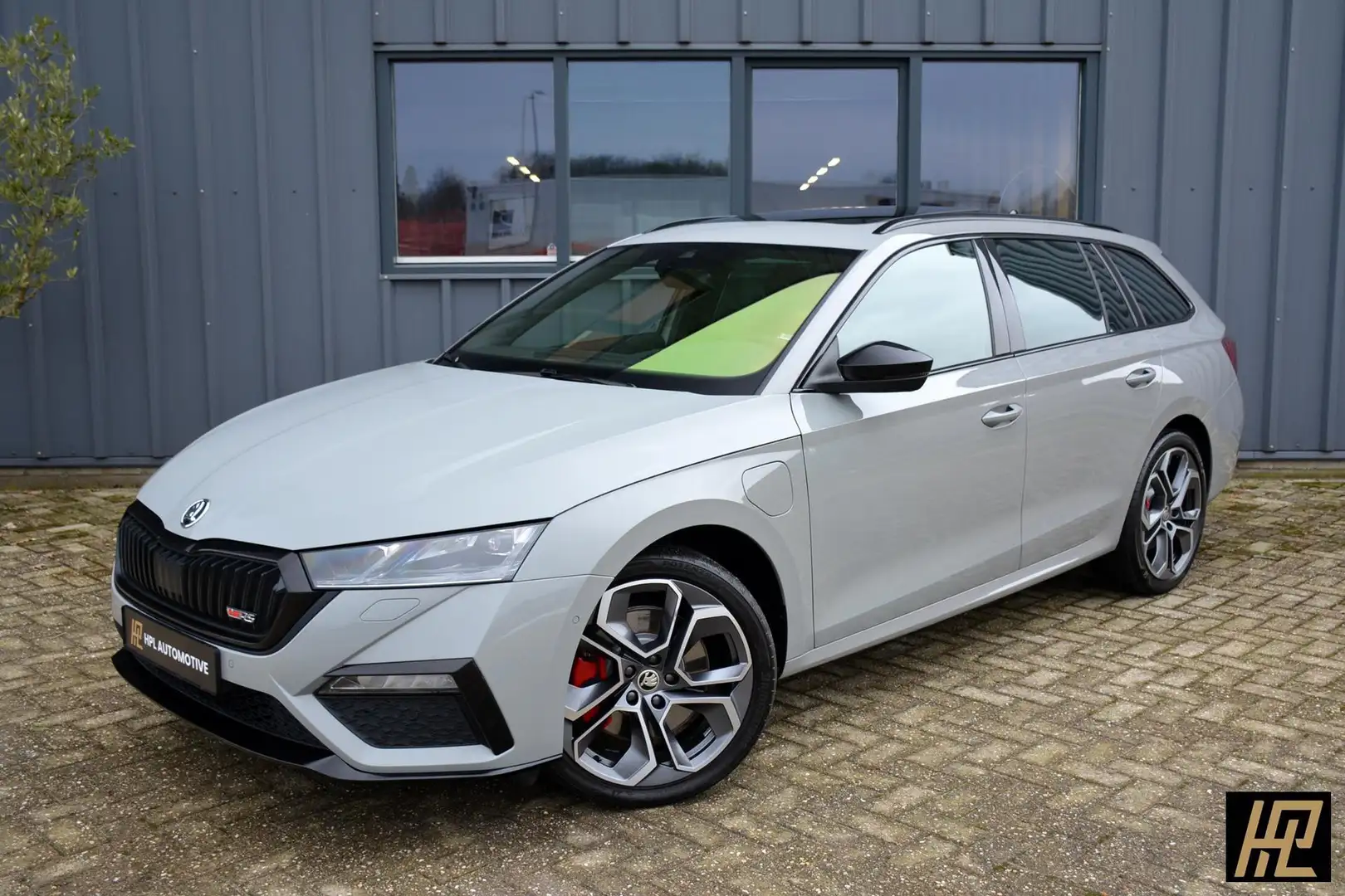 Skoda Octavia Combi 1.4 TSi E 245pk RS Line IV First Edition Grijs - 1
