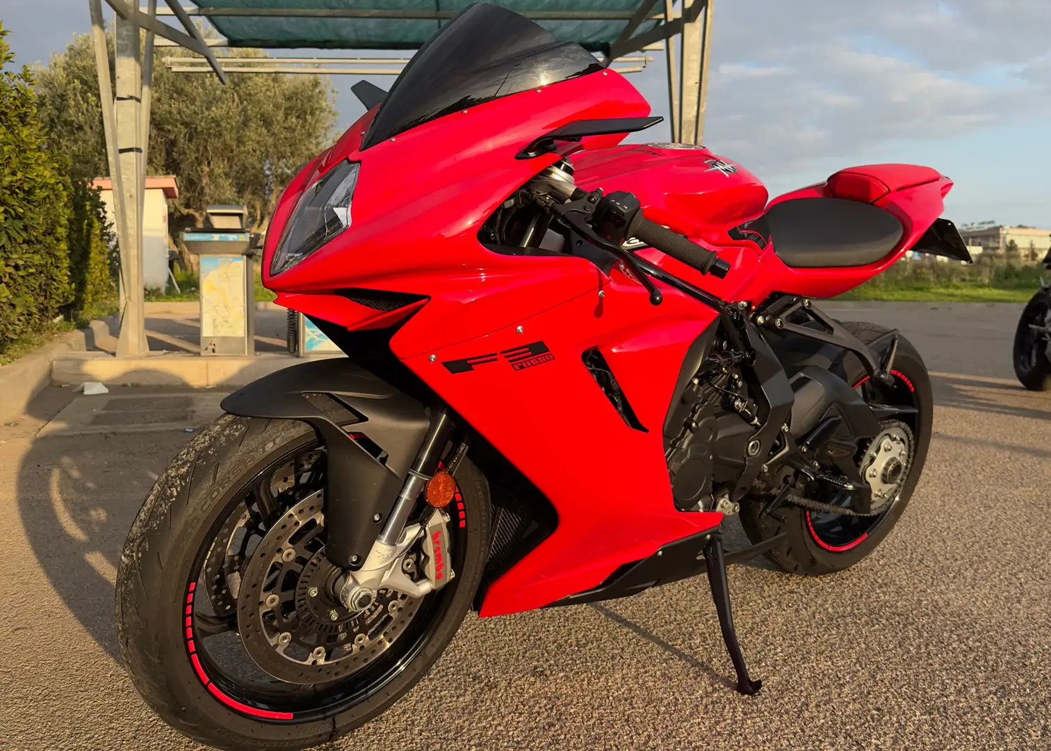 MV Agusta F3 Rosso Roşu - 2