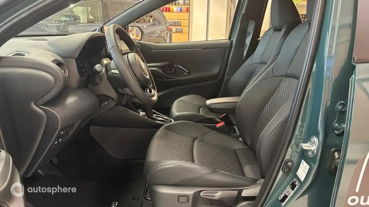 Toyota Yaris Yaris — photo 12