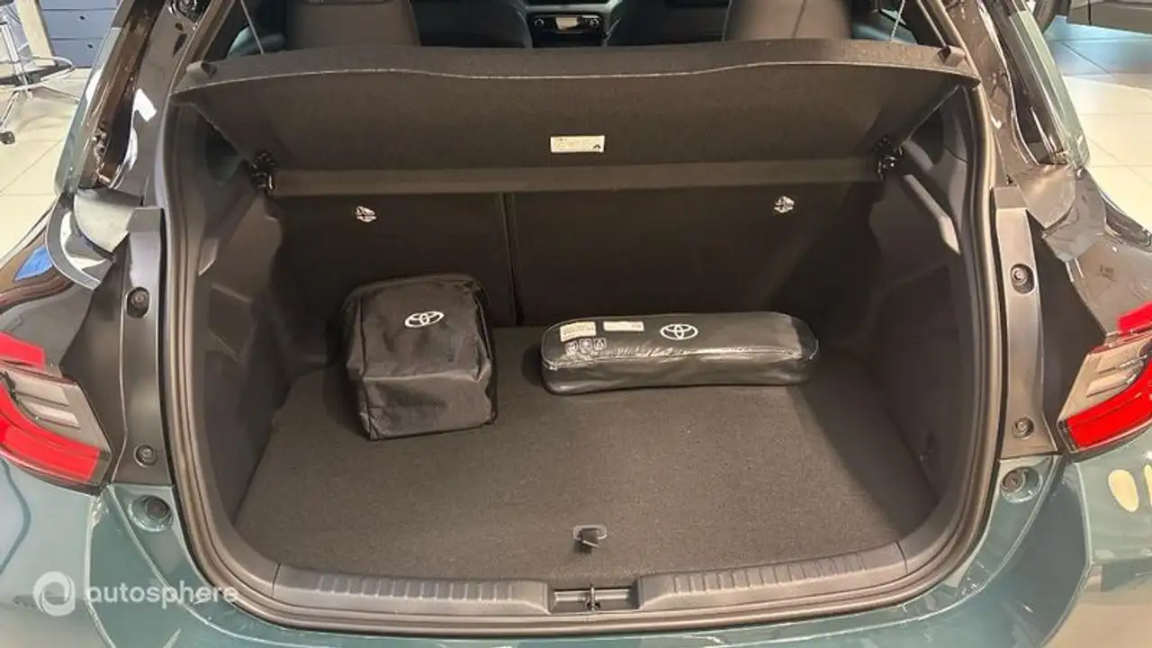 Toyota Yaris Yaris — photo 14
