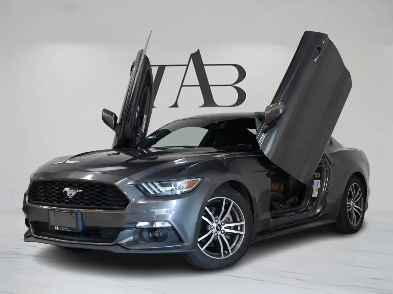 Ford Mustang снимка Ford Mustang
