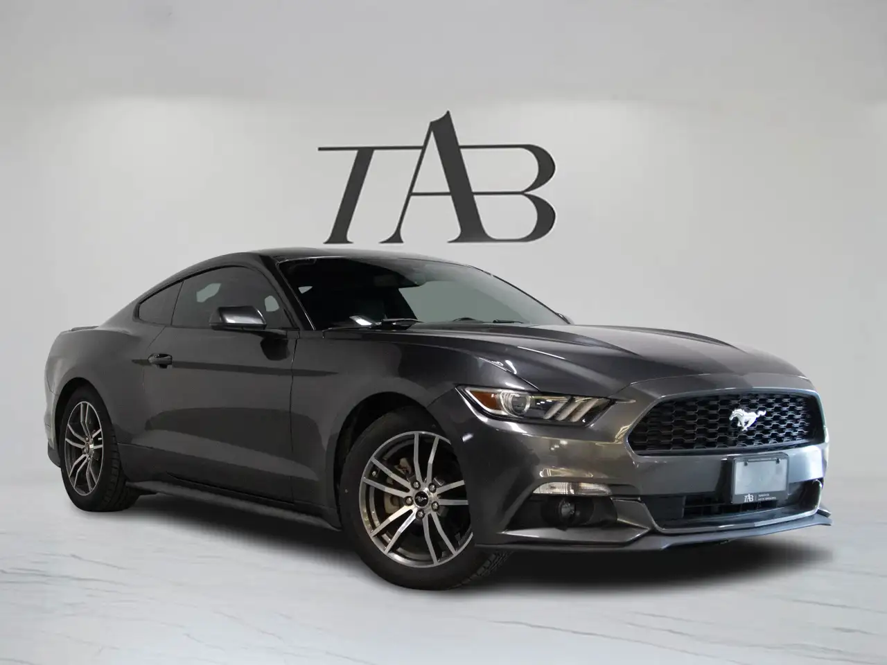 Ford Mustang снимка Ford Mustang