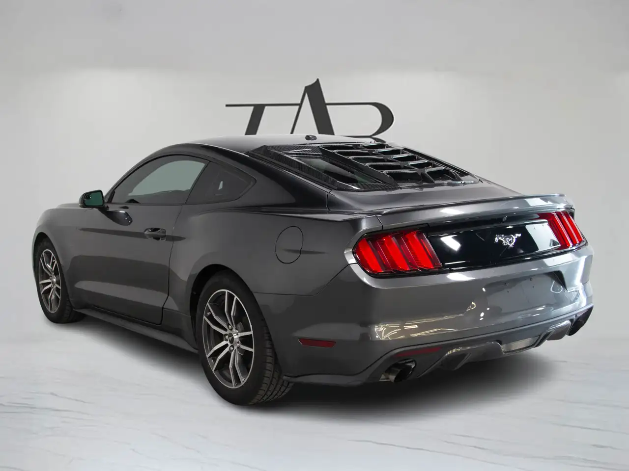 Ford Mustang снимка Ford Mustang