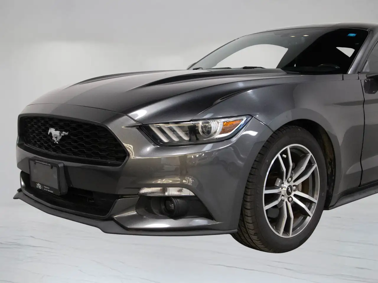 Ford Mustang снимка Ford Mustang