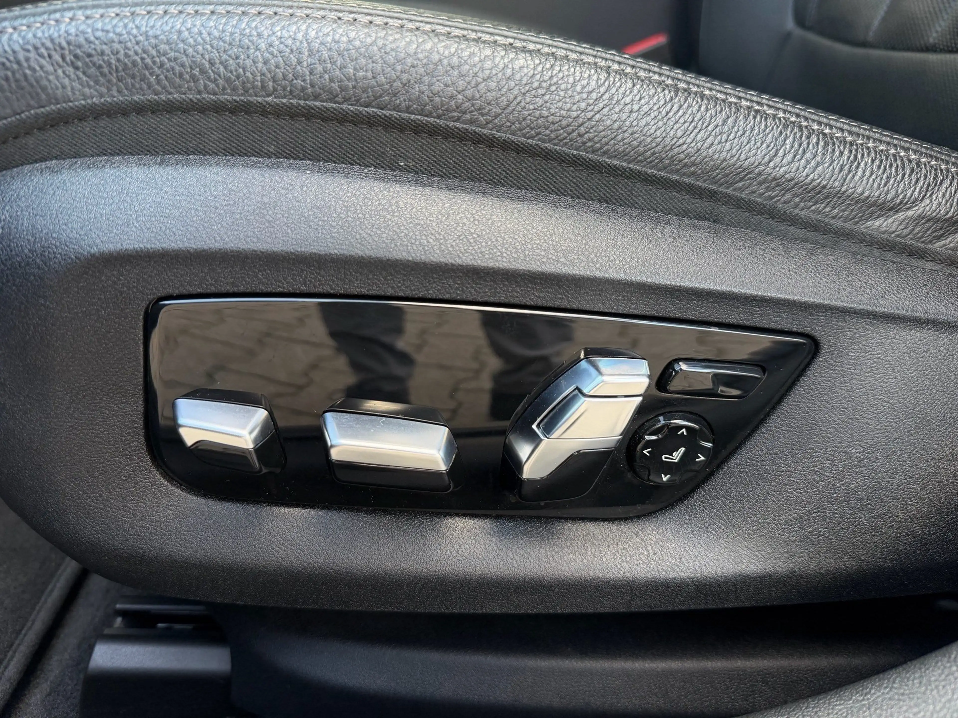 BMW 550 M550i xDrive Laser DA Prof PA+ Glasd. HuD H/K — photo 7