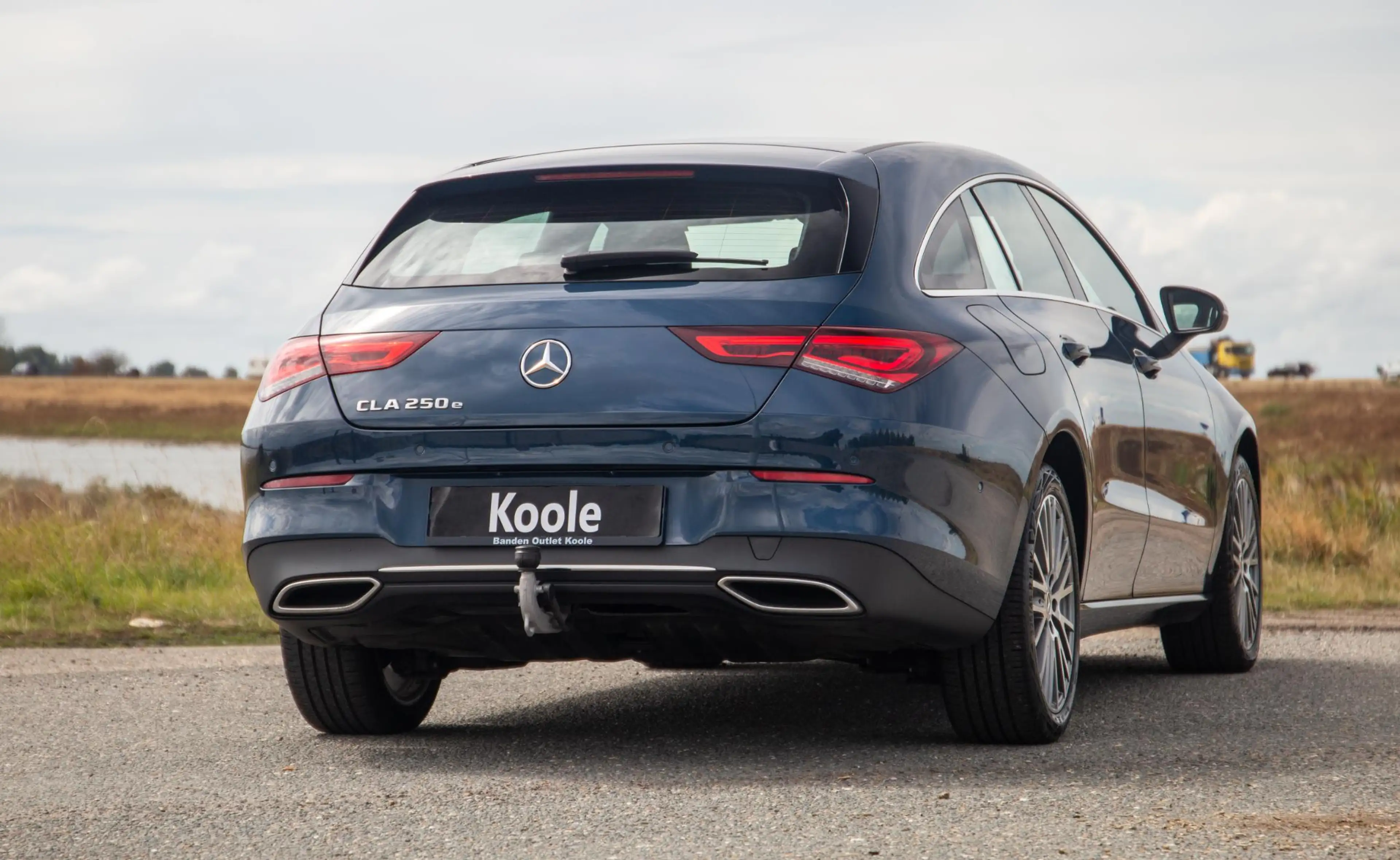 Mercedes-Benz CLA 250 Shooting Brake e Business Solution CARPLAY / TREKH — photo 10