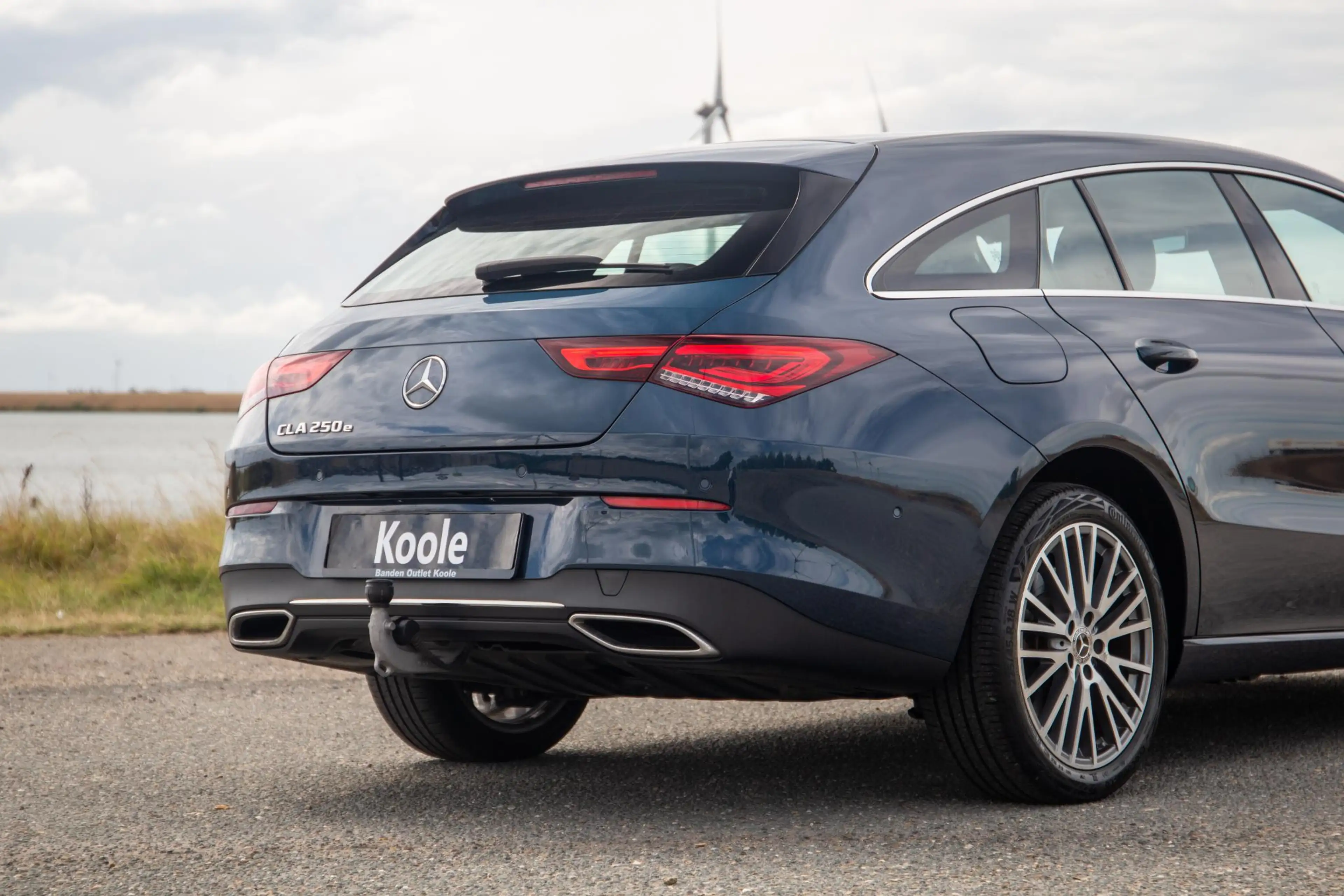 Mercedes-Benz CLA 250 Shooting Brake e Business Solution CARPLAY / TREKH — photo 8
