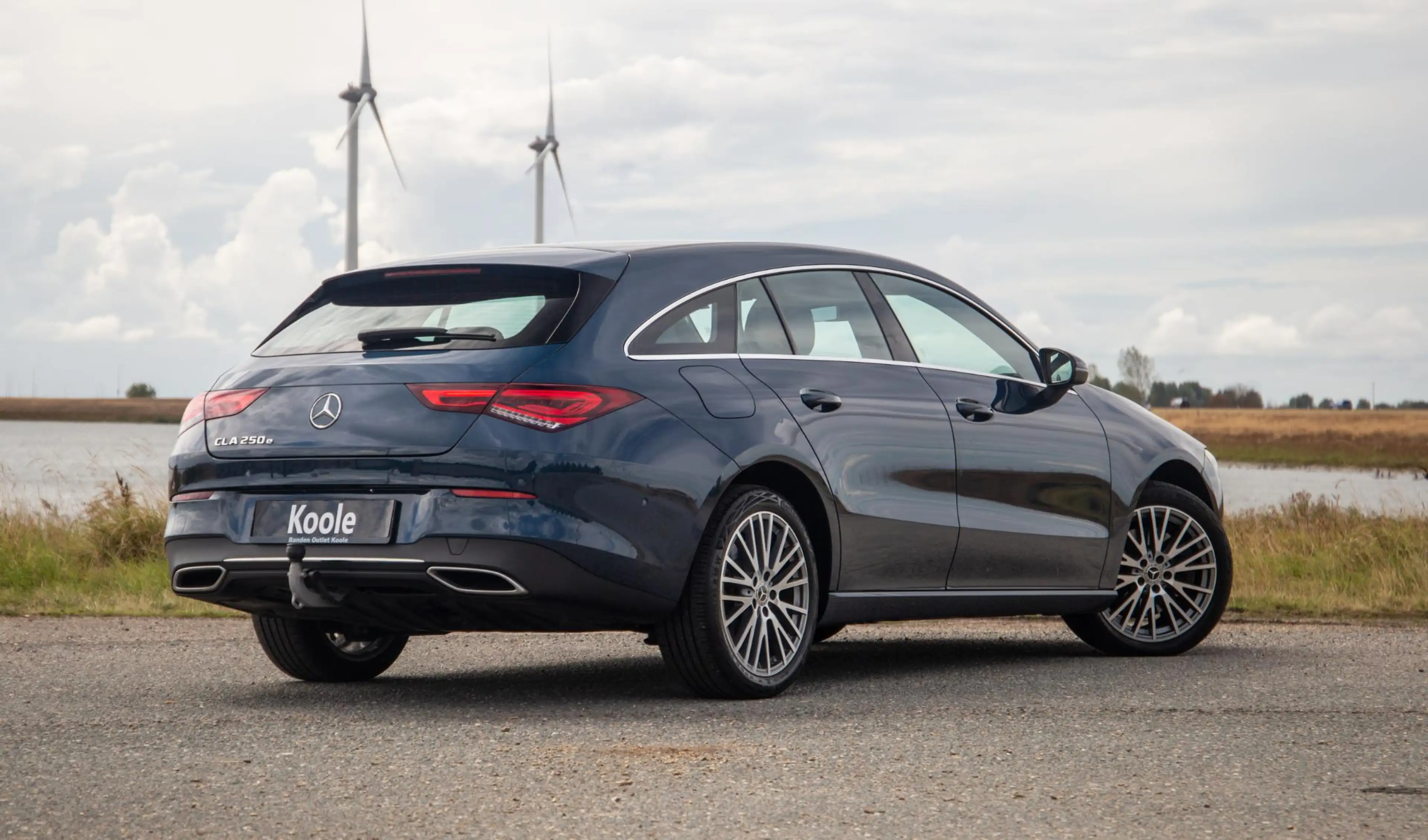 Mercedes-Benz CLA 250 Shooting Brake e Business Solution CARPLAY / TREKH — photo 7