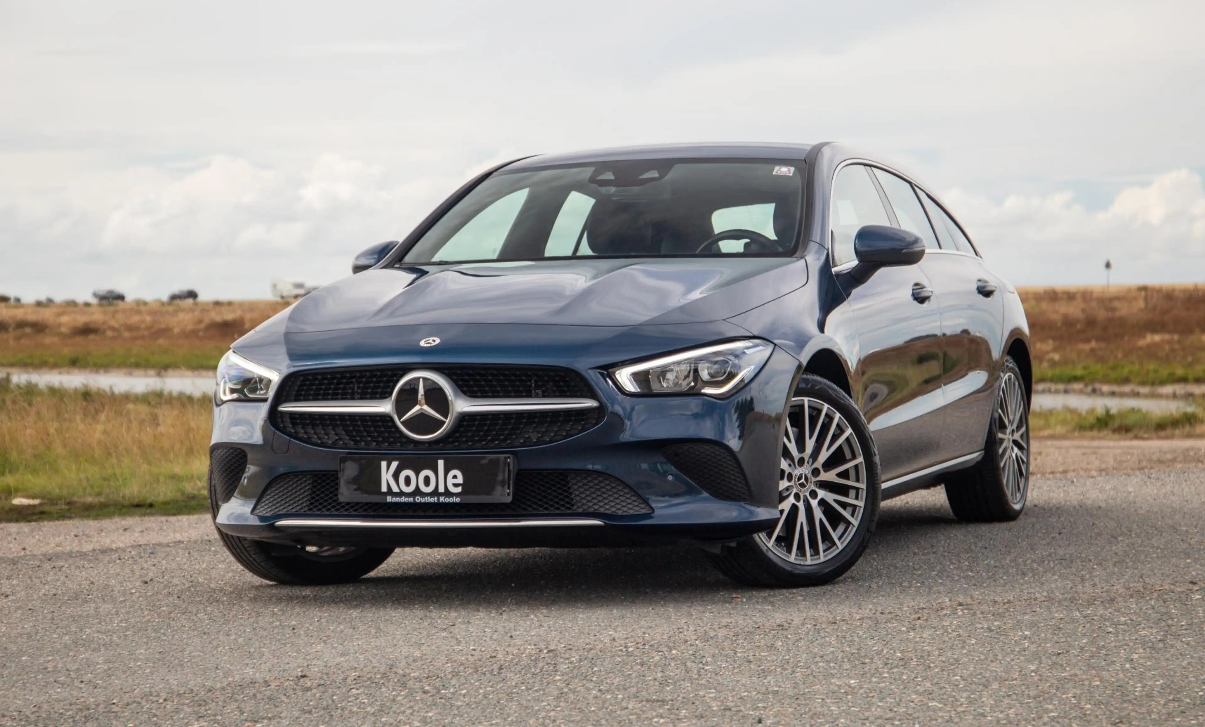 Mercedes-Benz CLA 250 Shooting Brake e Business Solution CARPLAY / TREKH — photo 4