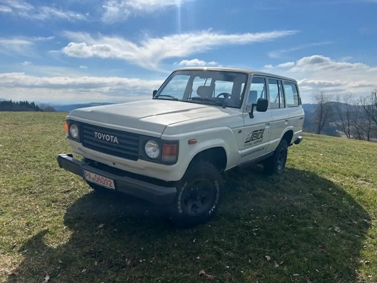 Toyota Land Cruiser HJ 60, foto 3