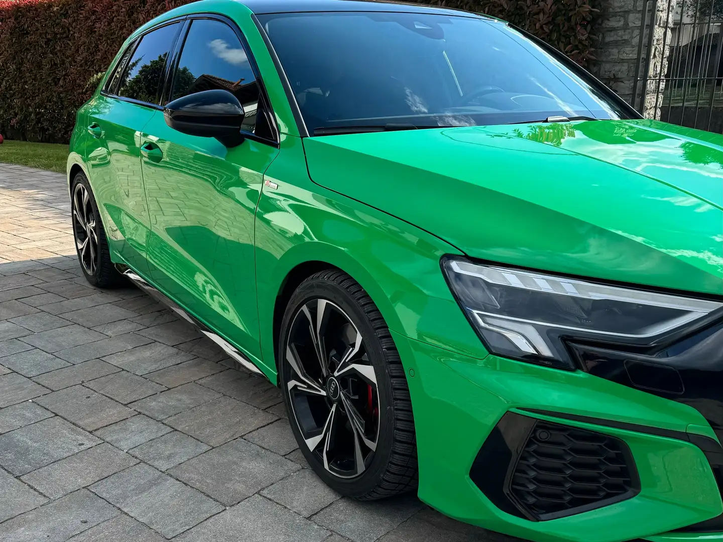 Audi A3 Sportback 45  tfsi e  S line edition s-tronic Green - 2