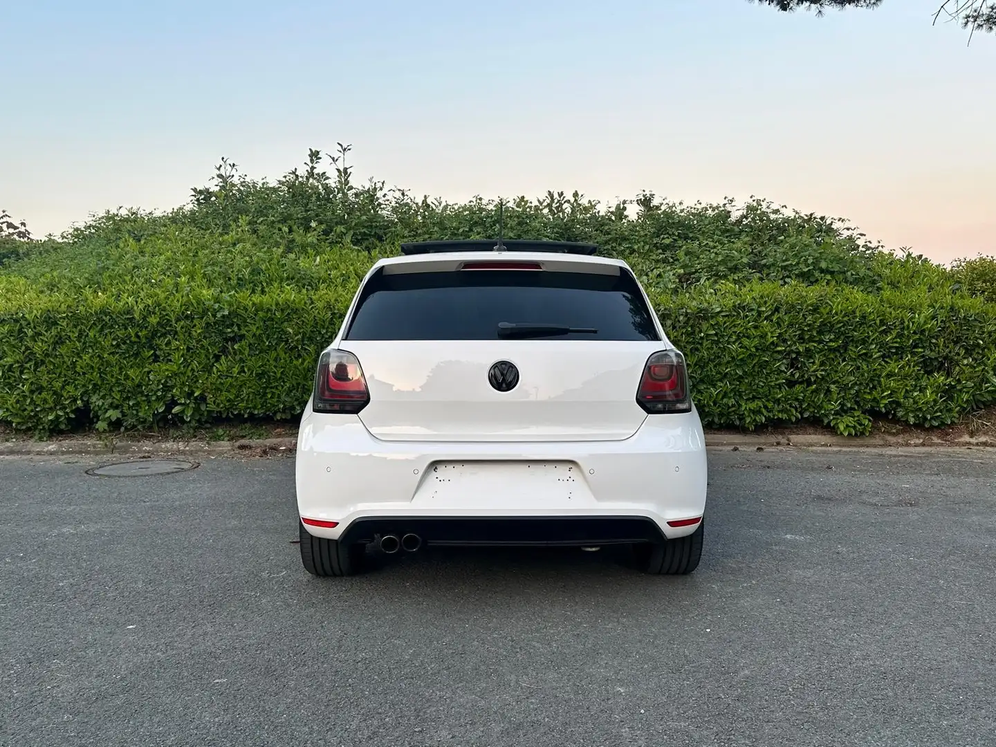 Volkswagen Polo GTI Vw Polo GTI 1.4 Essence 2012 boite Auto DSG Blanc - 1