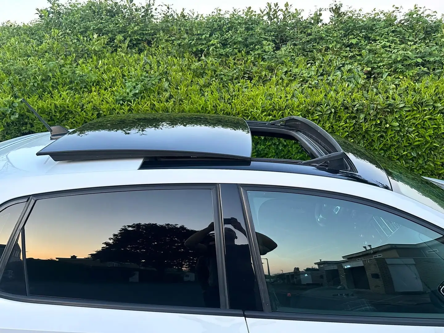 Volkswagen Polo GTI Vw Polo GTI 1.4 Essence 2012 boite Auto DSG Blanc - 2