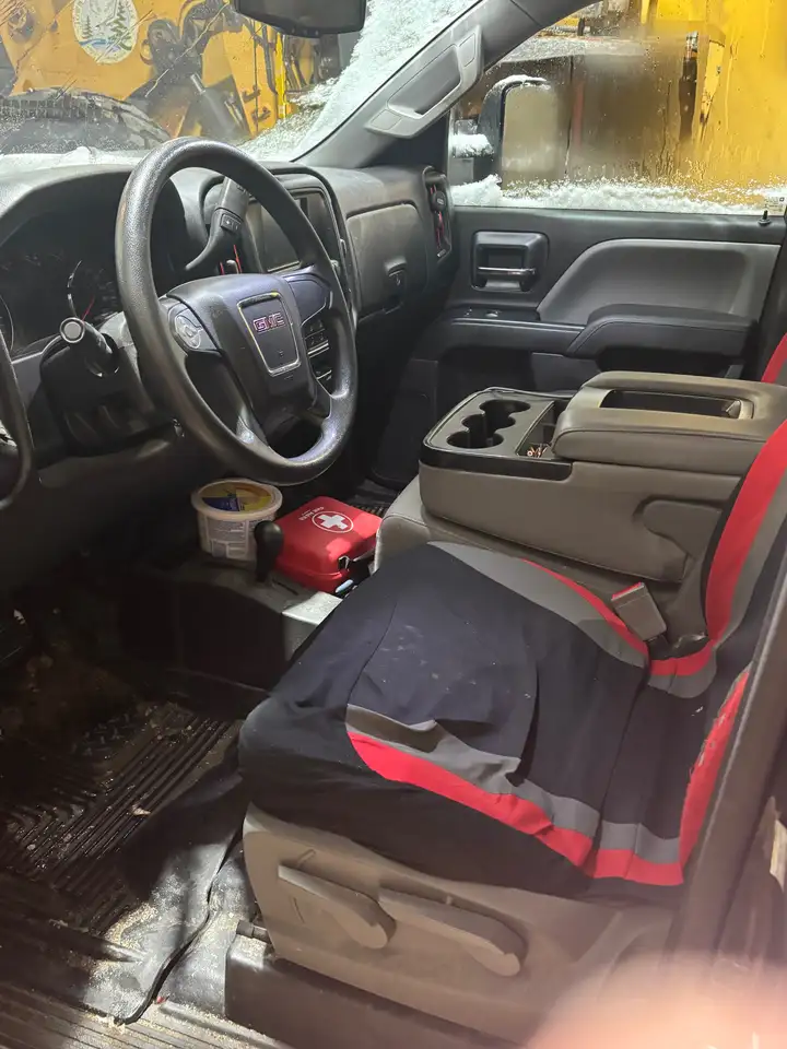 GMC Sierra 1500 снимка GMC Sierra 1500