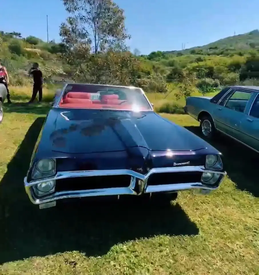 Pontiac Bonneville Convertible, foto 8