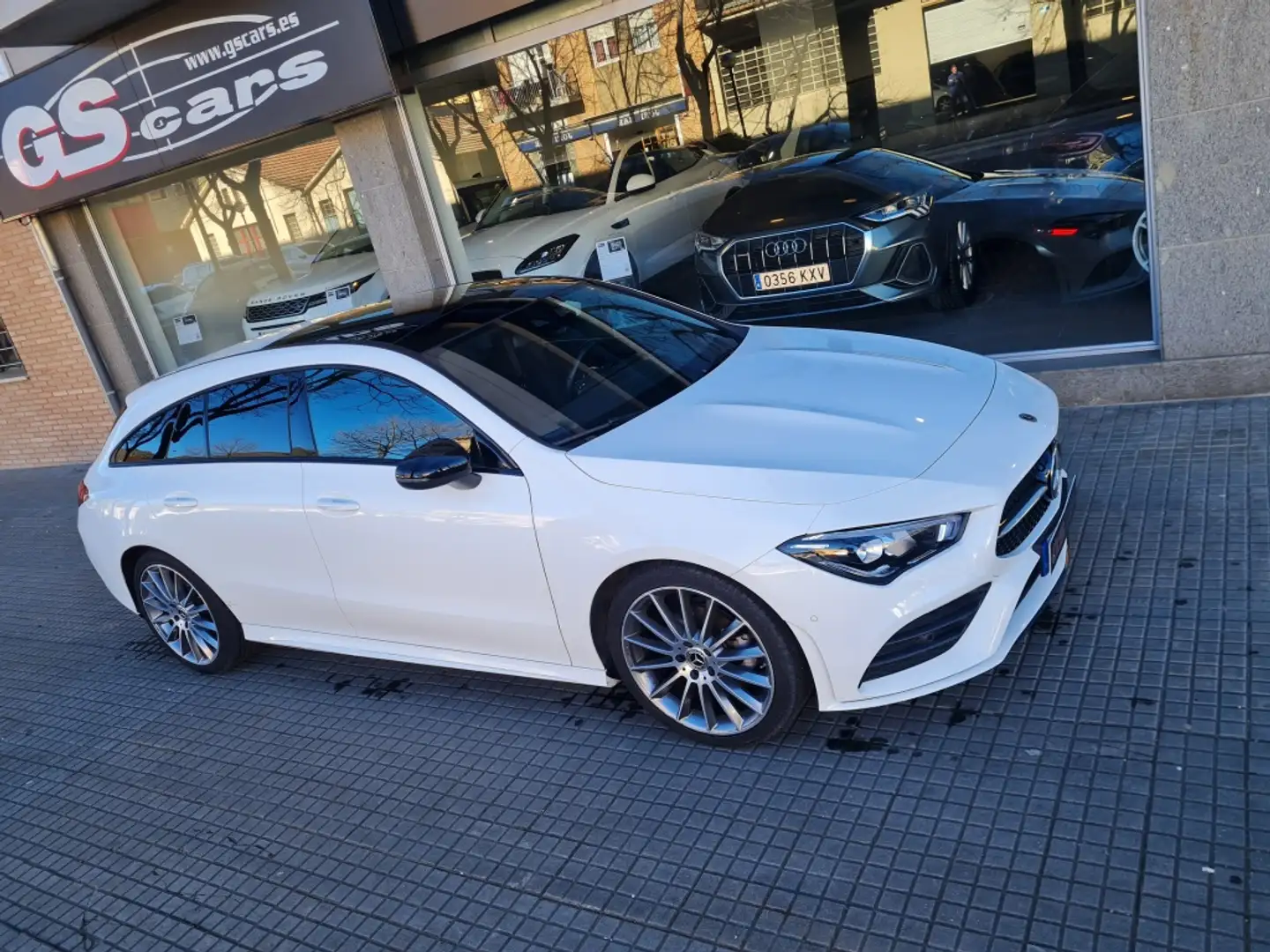 Mercedes-Benz CLA 180 Shooting Brake 7G-DCT Blanc - 2