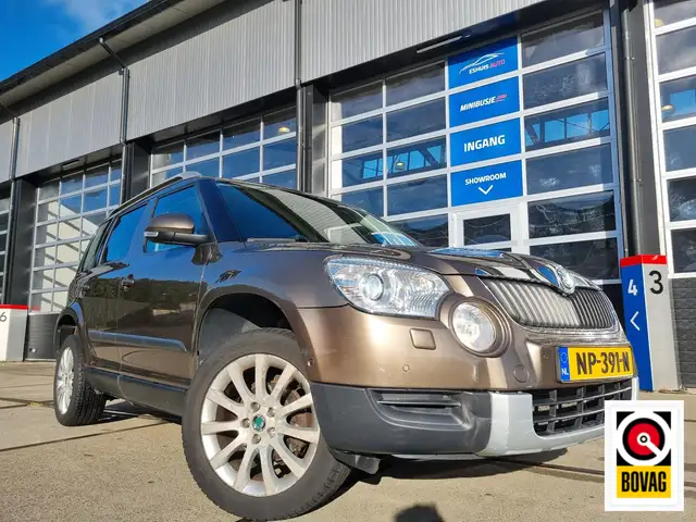 Skoda Yeti 1.2 TSI Automaat NIEUWE A.P.K. / TREKHAAK / NAVI /