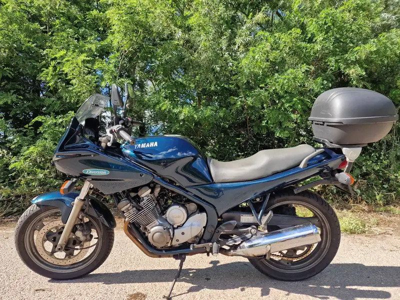 Yamaha XJ 600