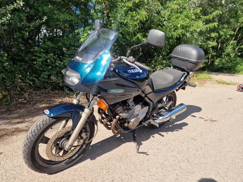 Yamaha XJ 600 - foto 2