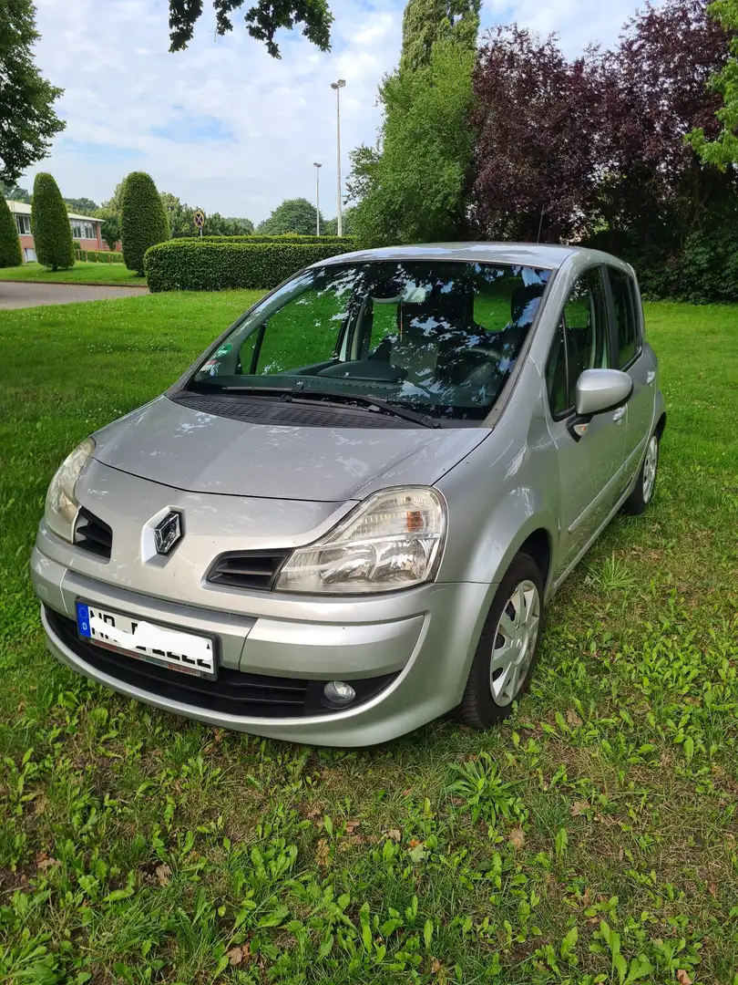 Renault Modus Dynamique - 1