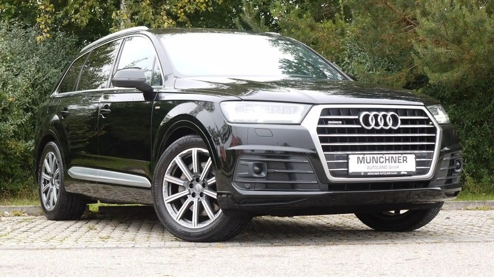 Audi Q7 3.0 TDI quattro S line Sport Plus Standheizun Schwarz - 1