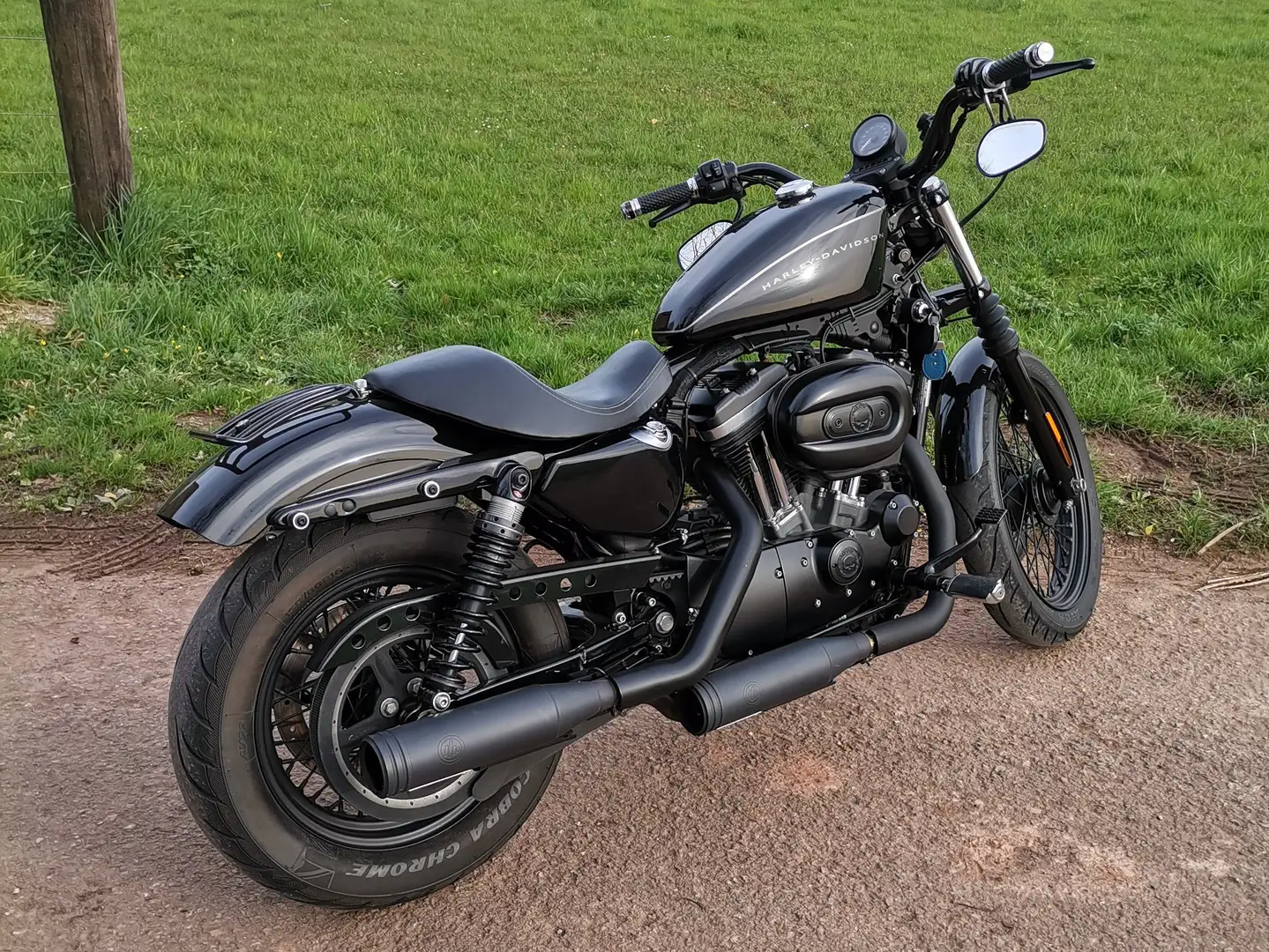 Harley-Davidson Sportster 1200 Nightster Czarny - 2