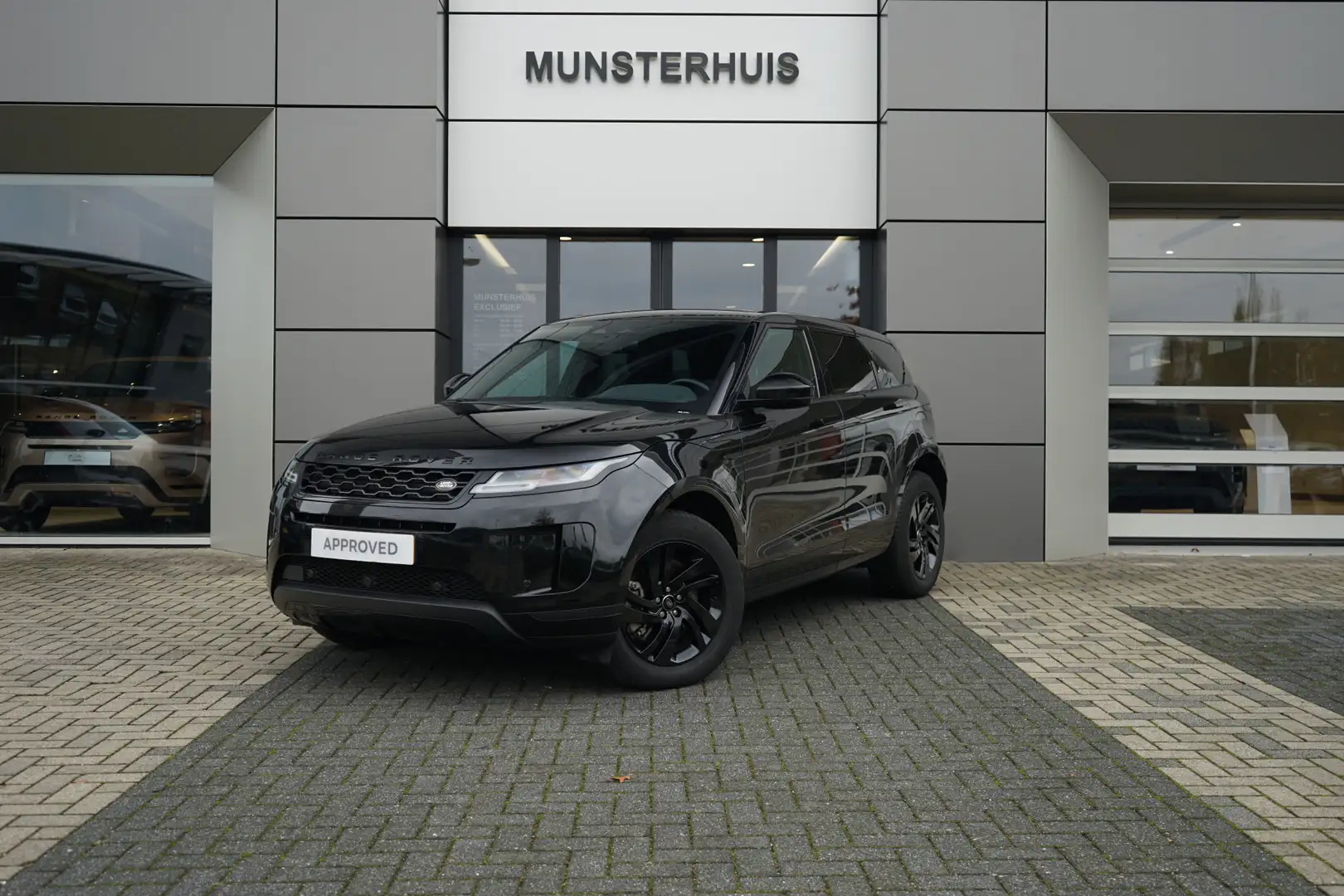 Land Rover Range Rover Evoque 1.5 P300e AWD SE | Elektrische trekhaak | Meridian Noir - 1