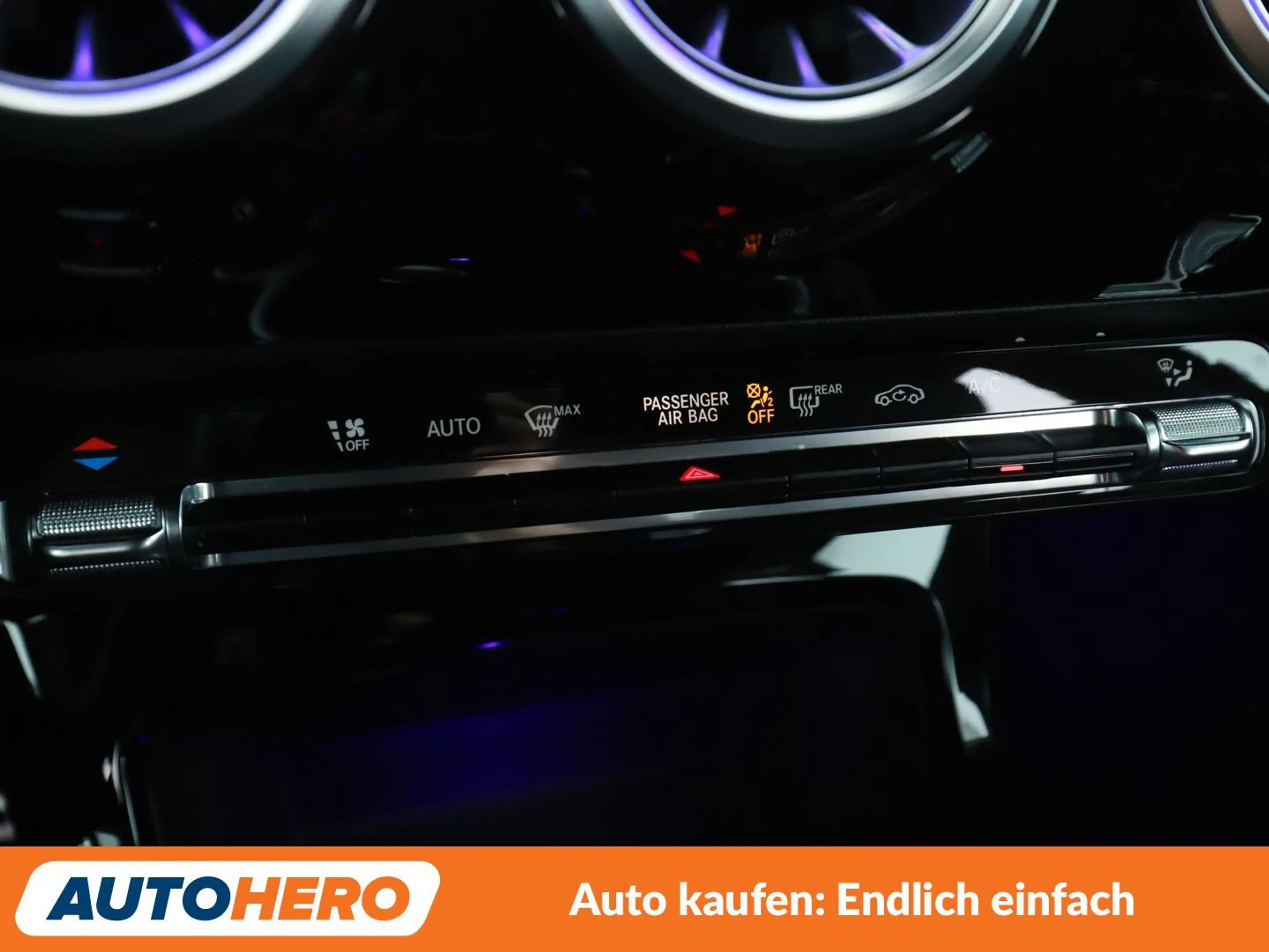 Mercedes-Benz A 200 Edition 2021 AMG Line*NAVI*PDC*TEMPO* — photo 25