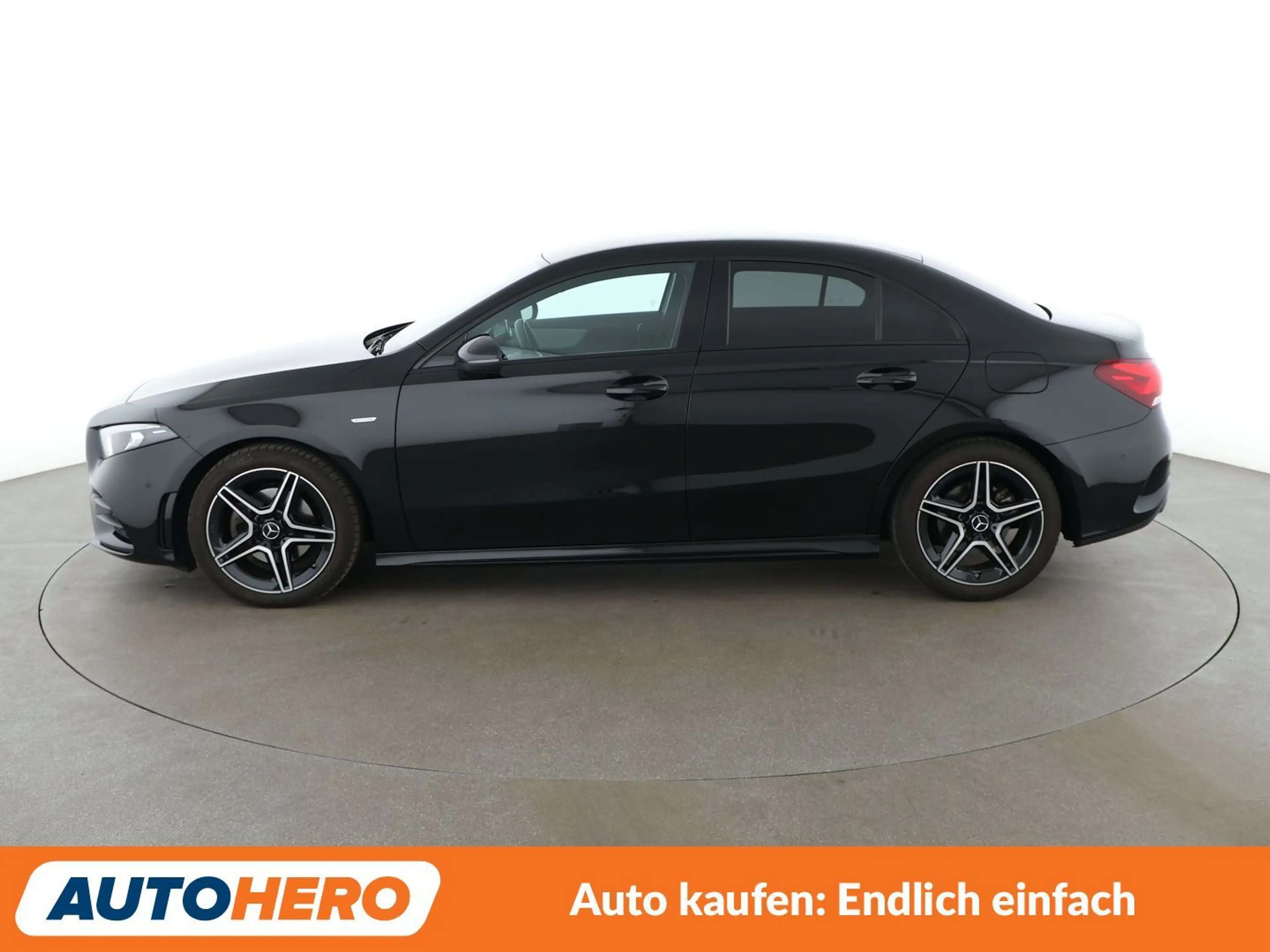 Mercedes-Benz A 200 Edition 2021 AMG Line*NAVI*PDC*TEMPO* — photo 3