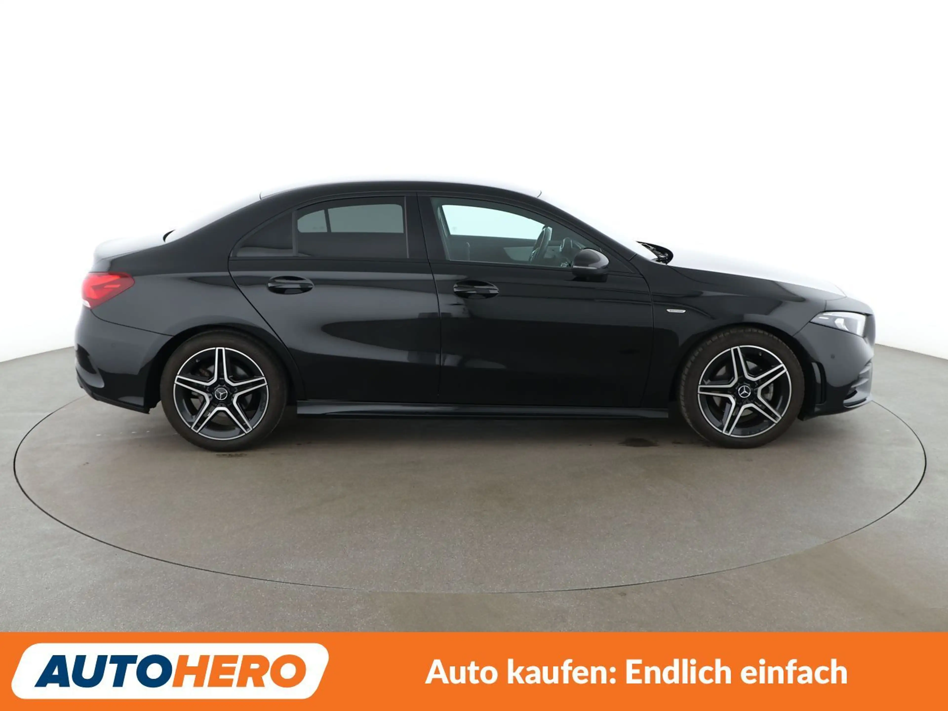 Mercedes-Benz A 200 Edition 2021 AMG Line*NAVI*PDC*TEMPO* — photo 7