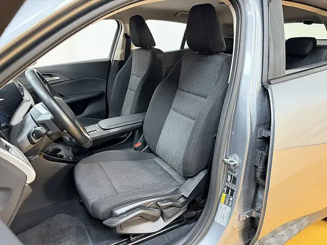BMW Ix2 view 9