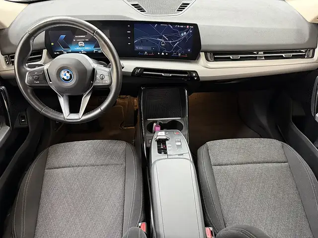 BMW Ix2 view 6