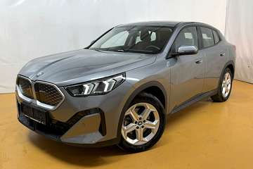 xDrive30 66,5kWh