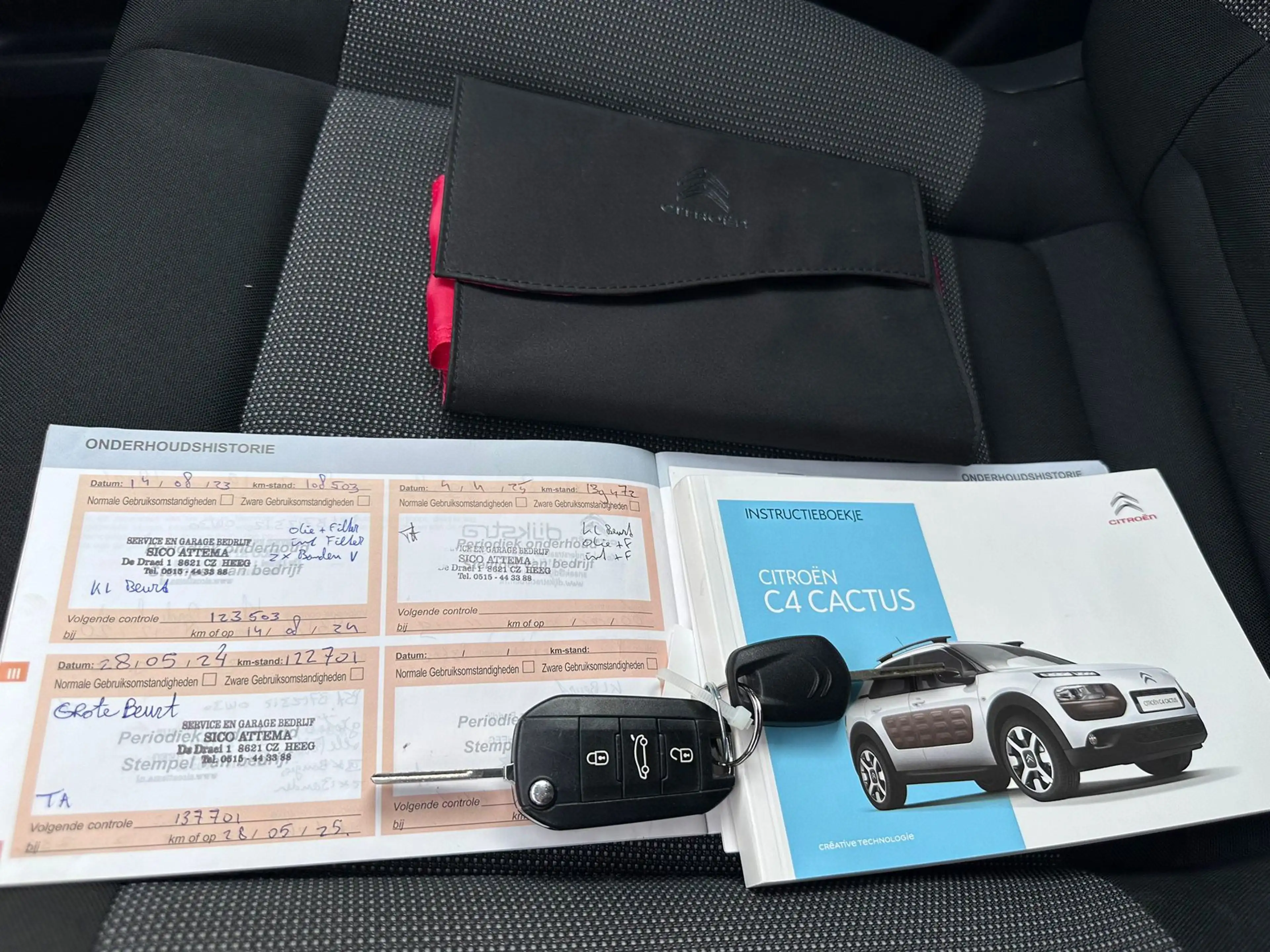Citroen C4 Cactus 1.2 PureTech Shine Achteruit camera*Navigatie*Deal — photo 12