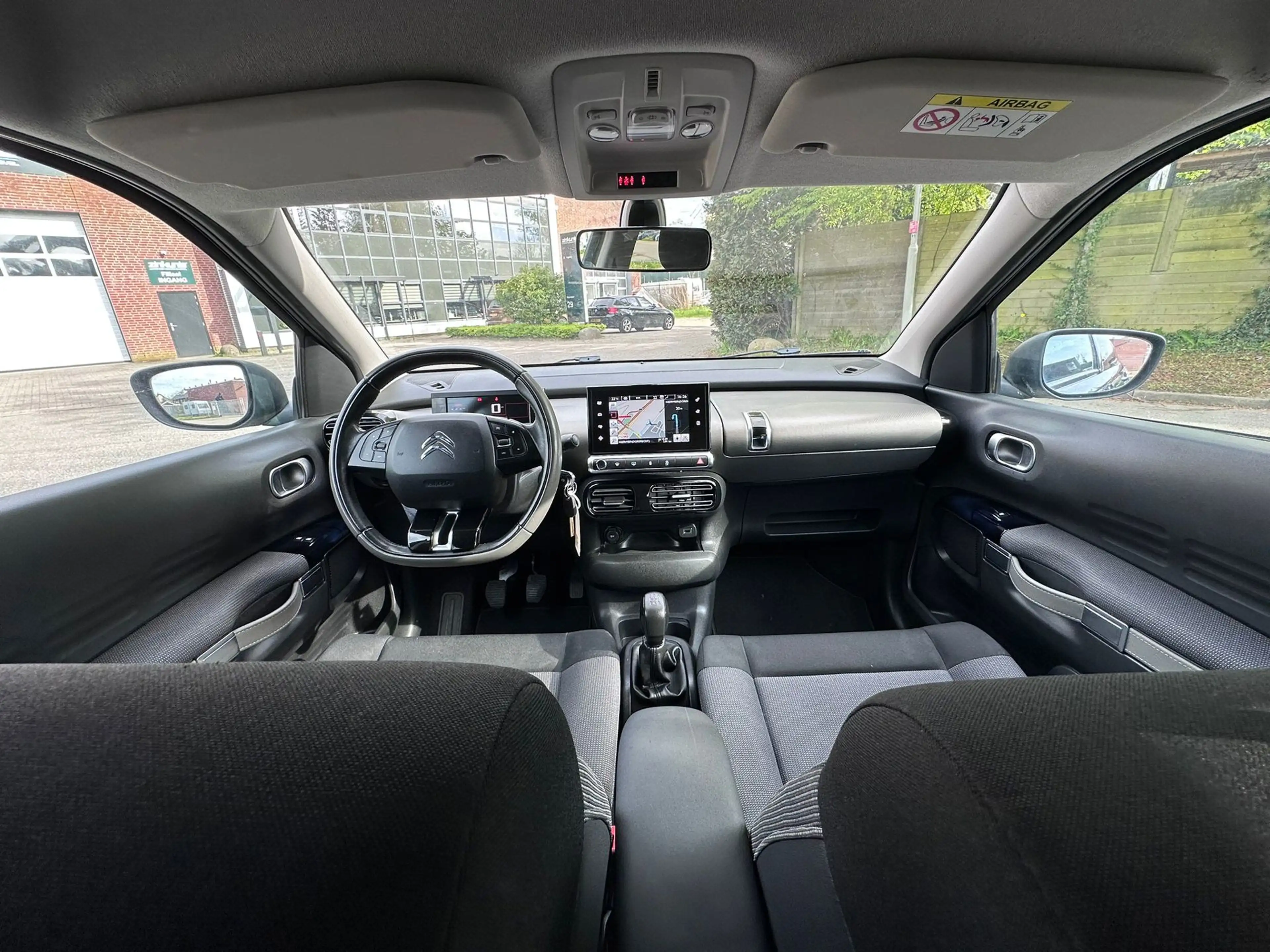 Citroen C4 Cactus 1.2 PureTech Shine Achteruit camera*Navigatie*Deal — photo 4