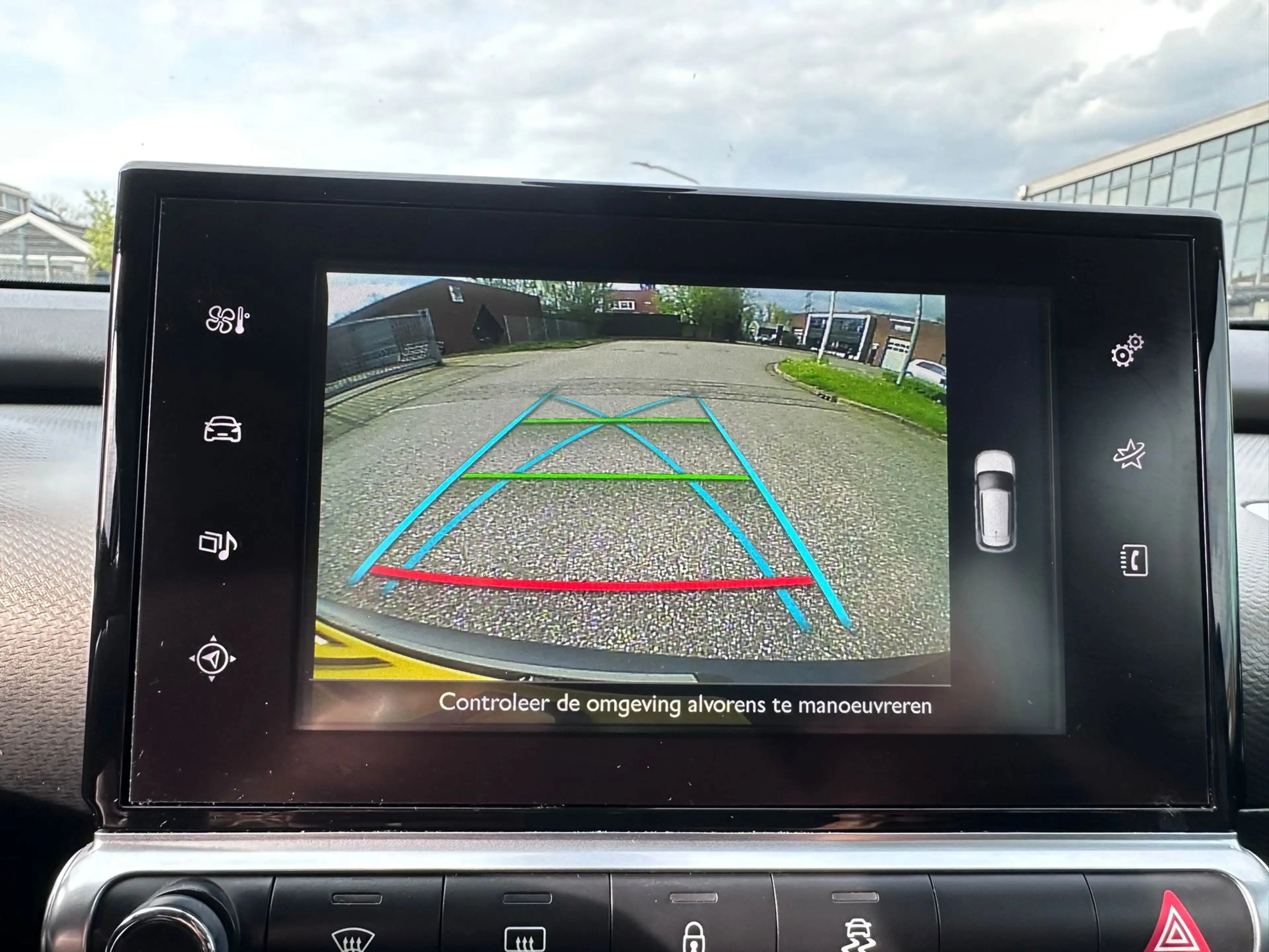 Citroen C4 Cactus 1.2 PureTech Shine Achteruit camera*Navigatie*Deal — photo 7